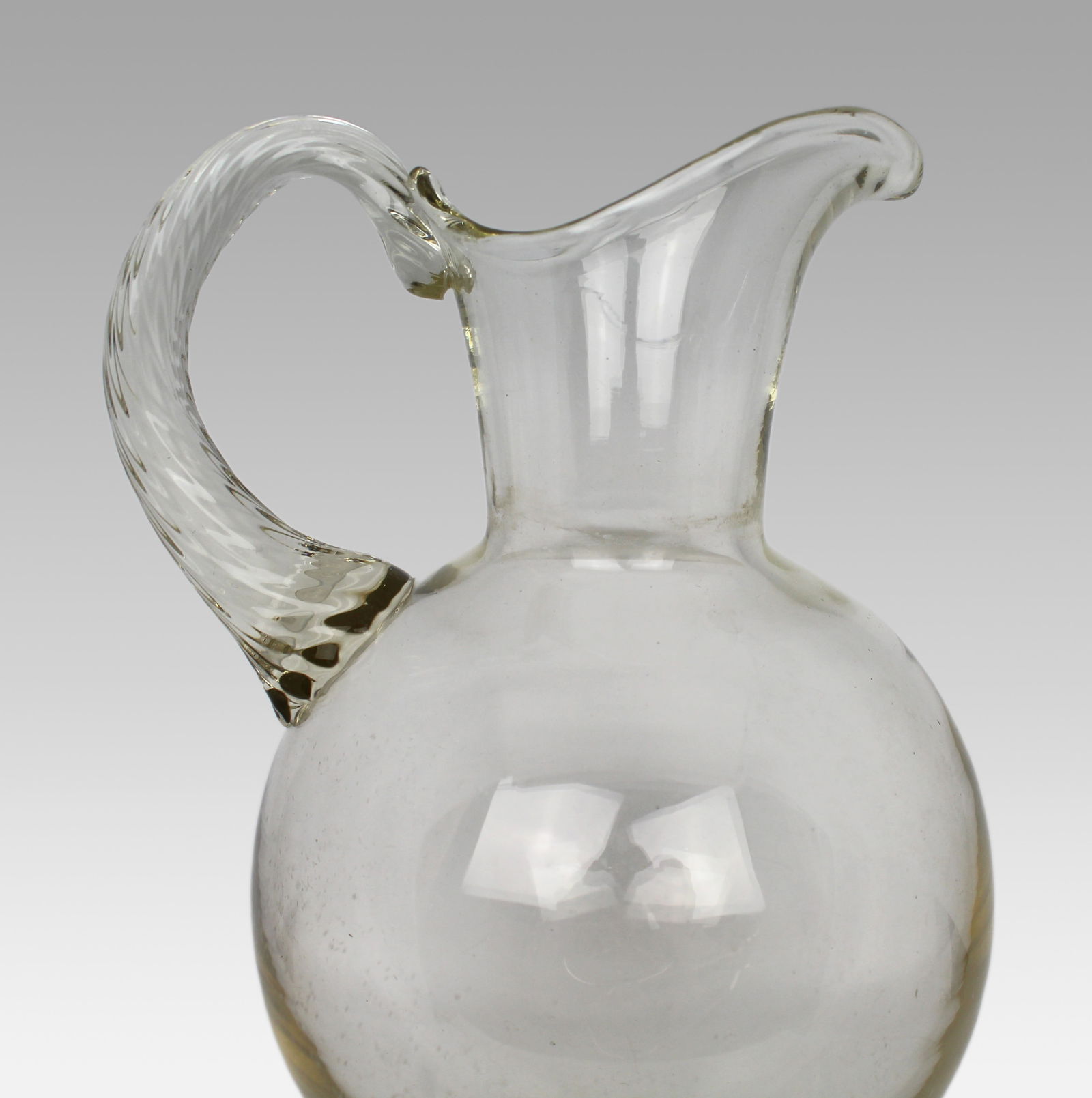 Antique Glass Footed Ewer, Late 19th Century - 4