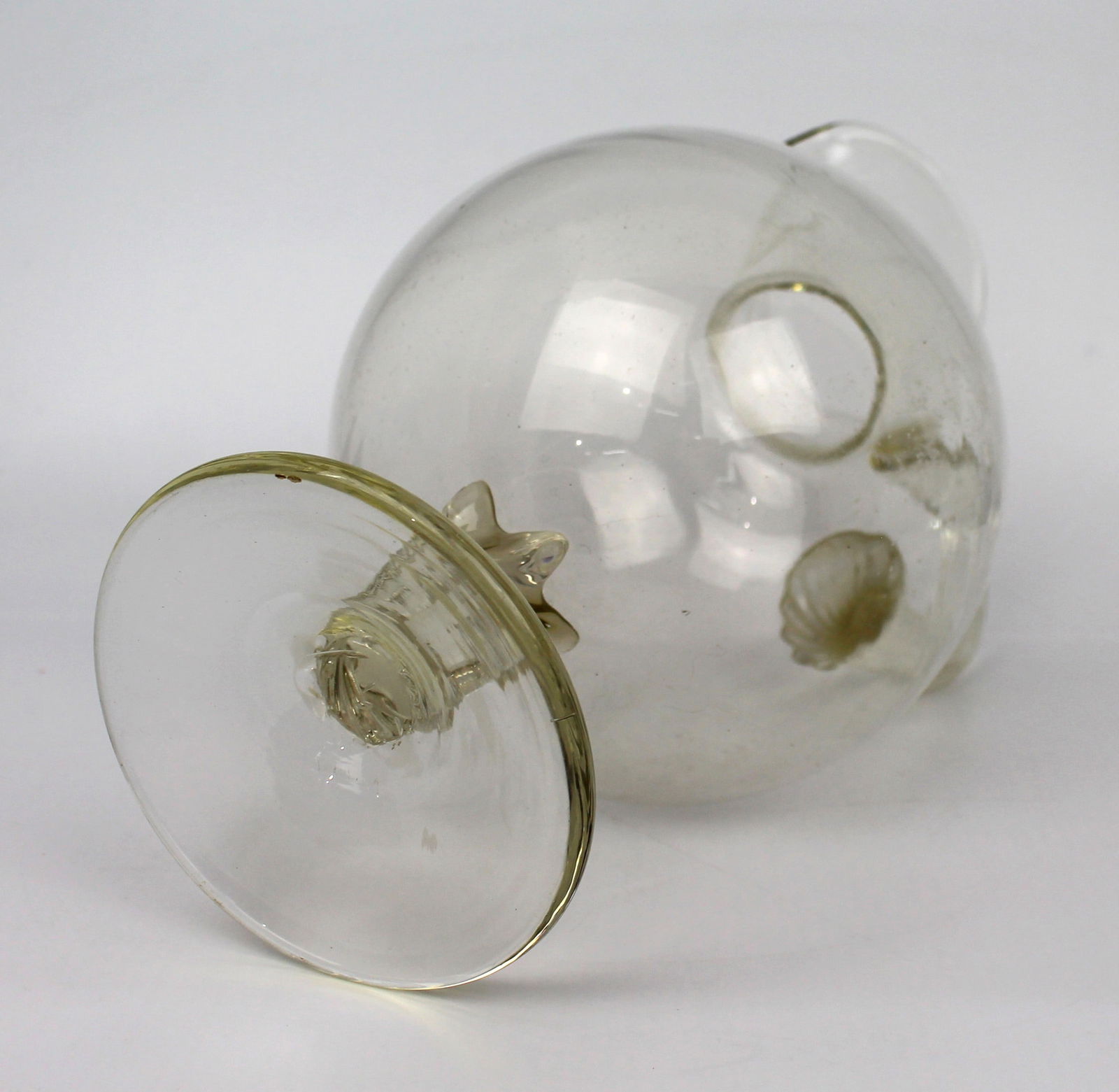 Antique Glass Footed Ewer, Late 19th Century - 6