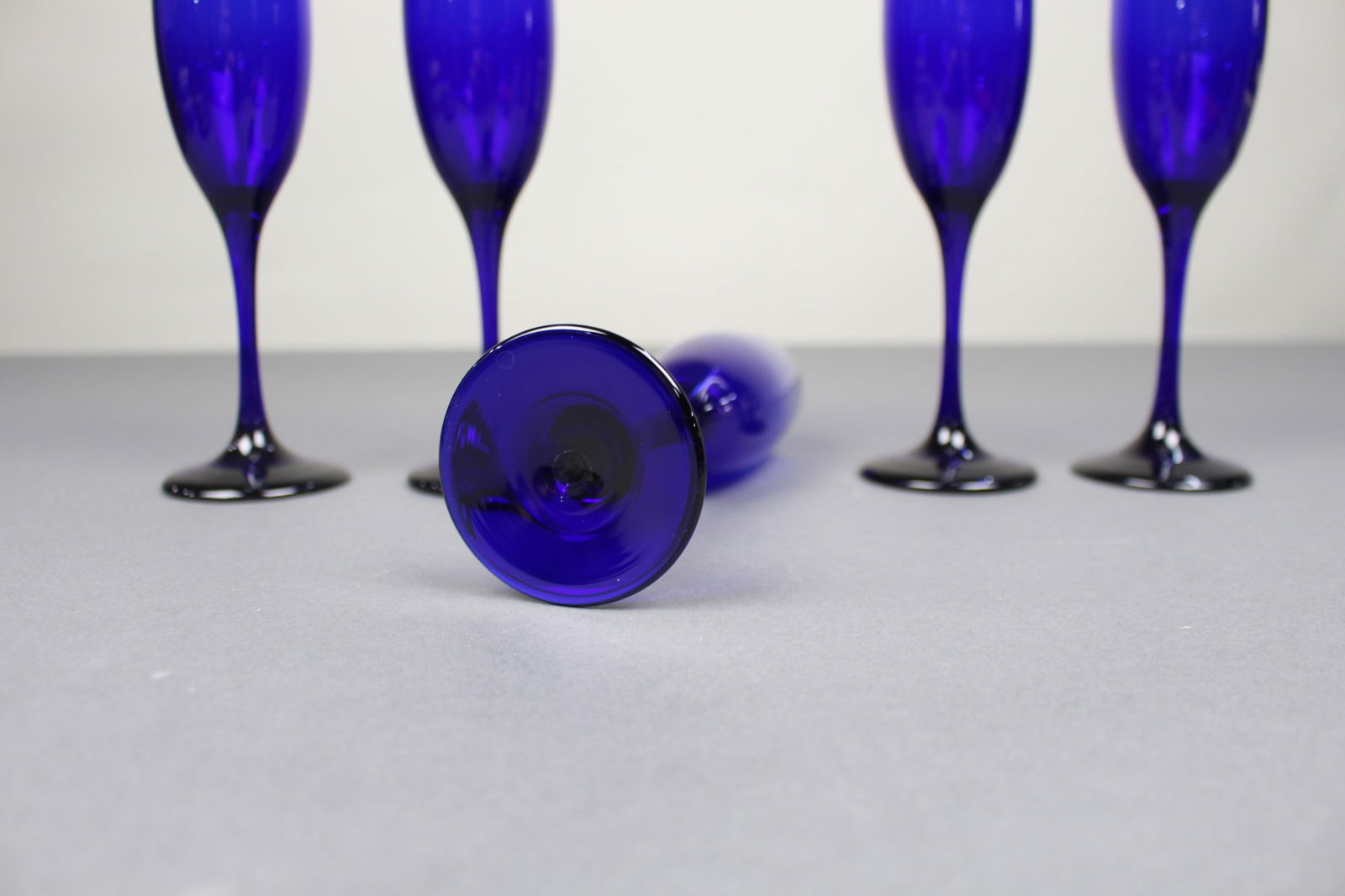 Set of 5 Vintage Cobalt Blue Champagne Flues - 2