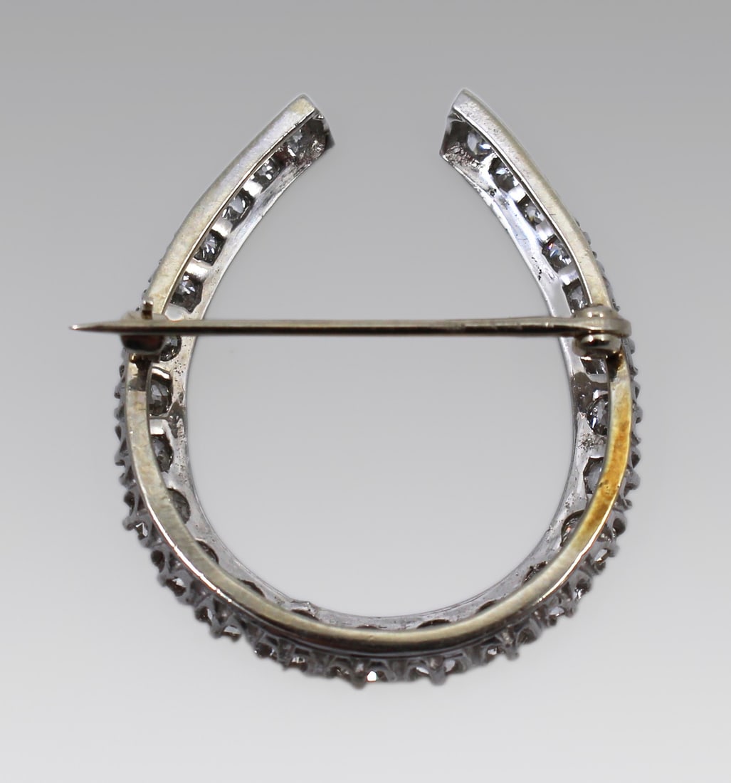 Fine Platinum Diamond Horseshoe Brooch, Circa 1925 - 4