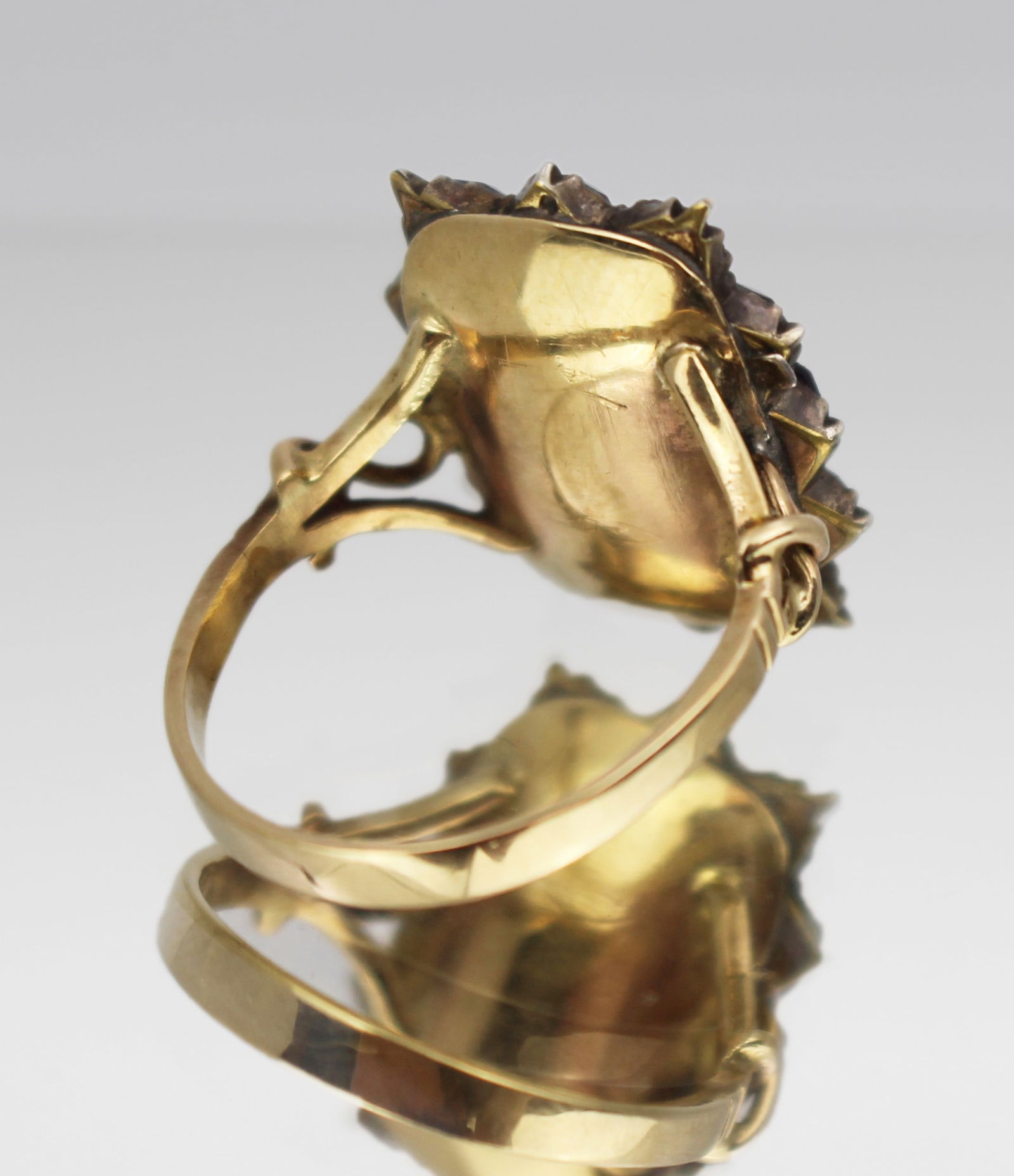 Victorian Mourning Ring with Purple Glass Stones c.1860 - 4