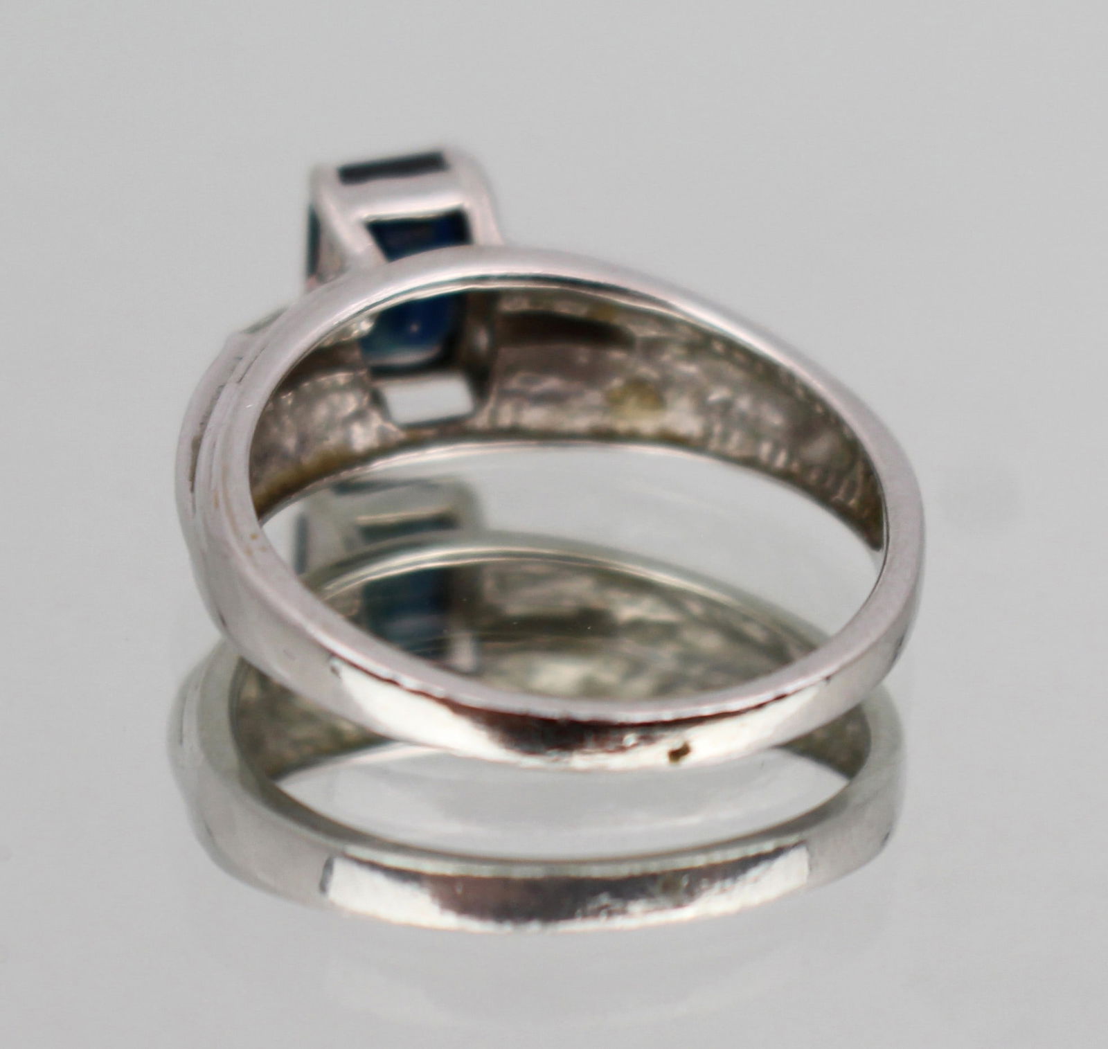 Emerald Cut Tourmaline 14ct White Gold Ring - 5