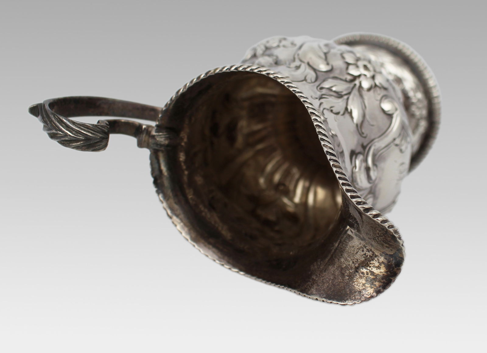 Fine Solid Silver Cream Jug London 1759 - 10