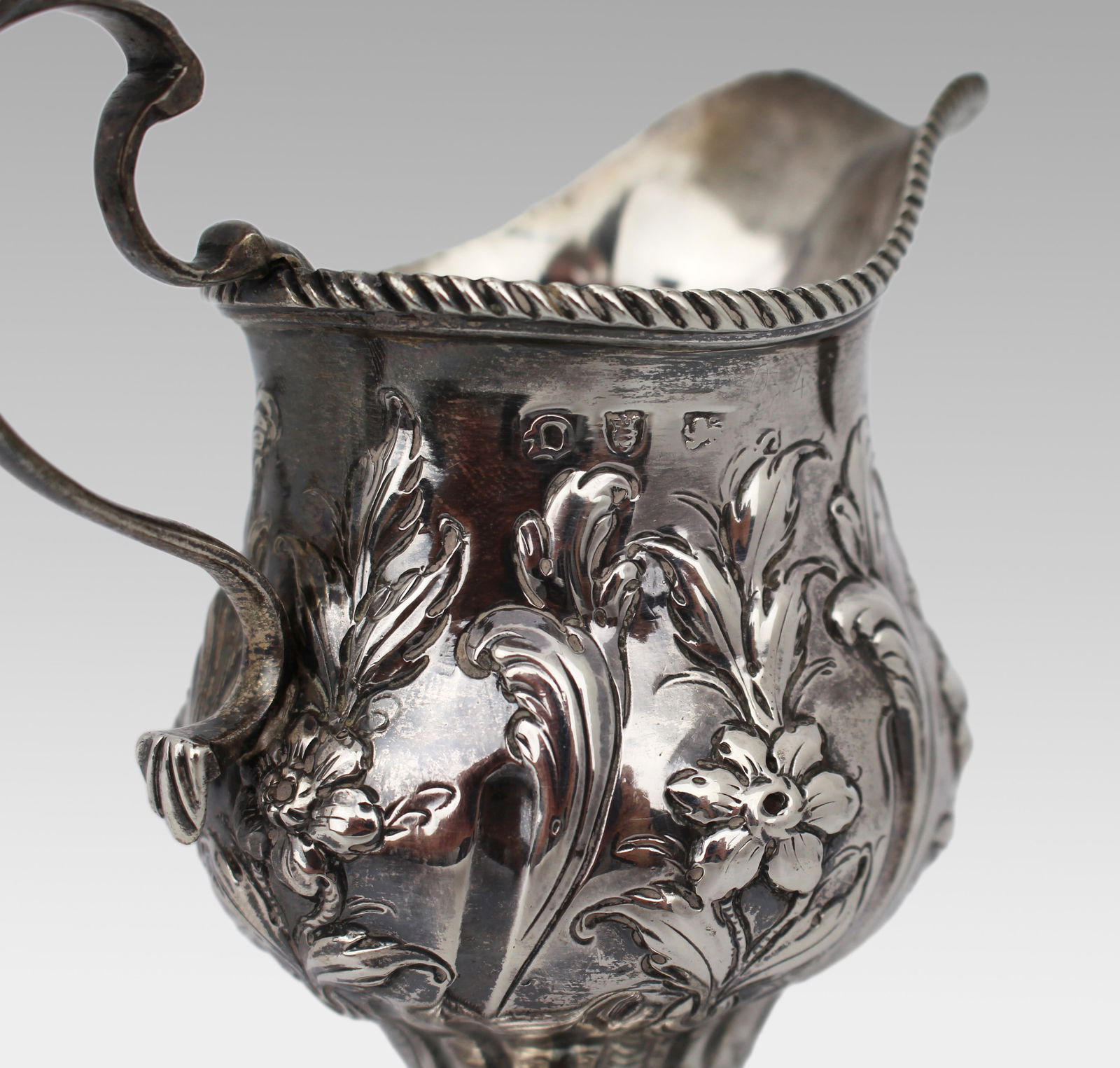 Fine Solid Silver Cream Jug London 1759 - 11