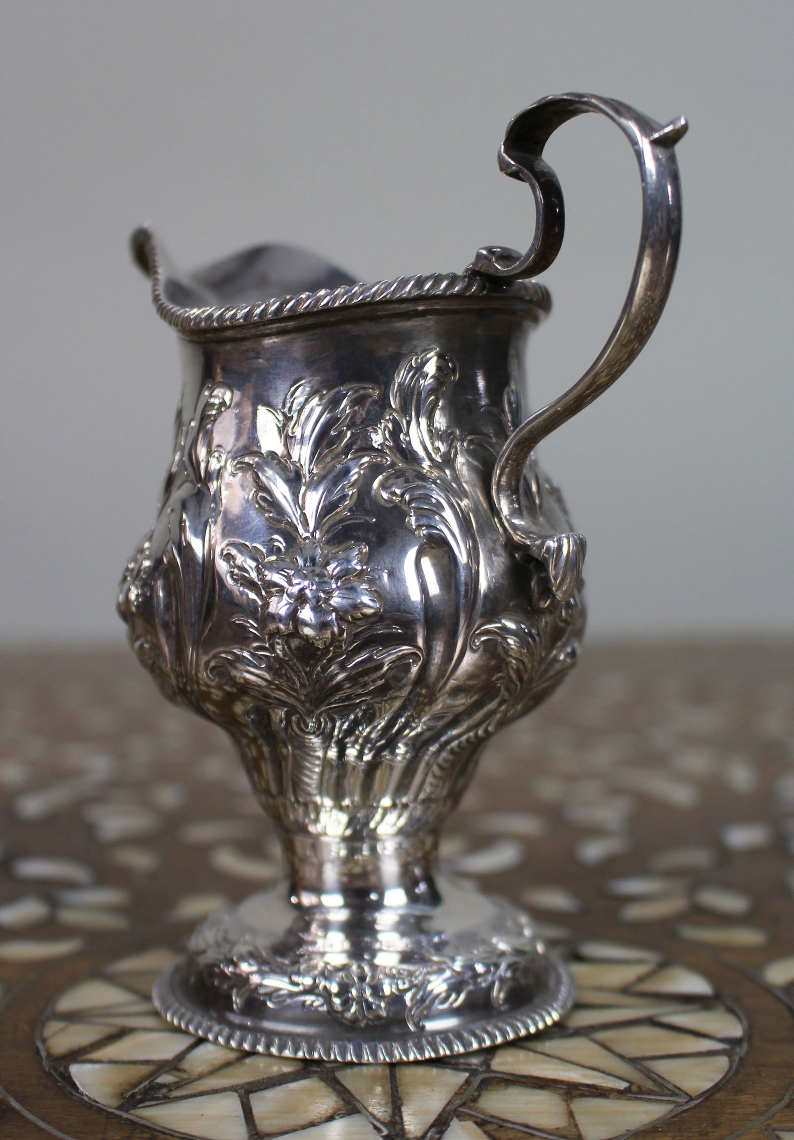 Fine Solid Silver Cream Jug London 1759 - 4