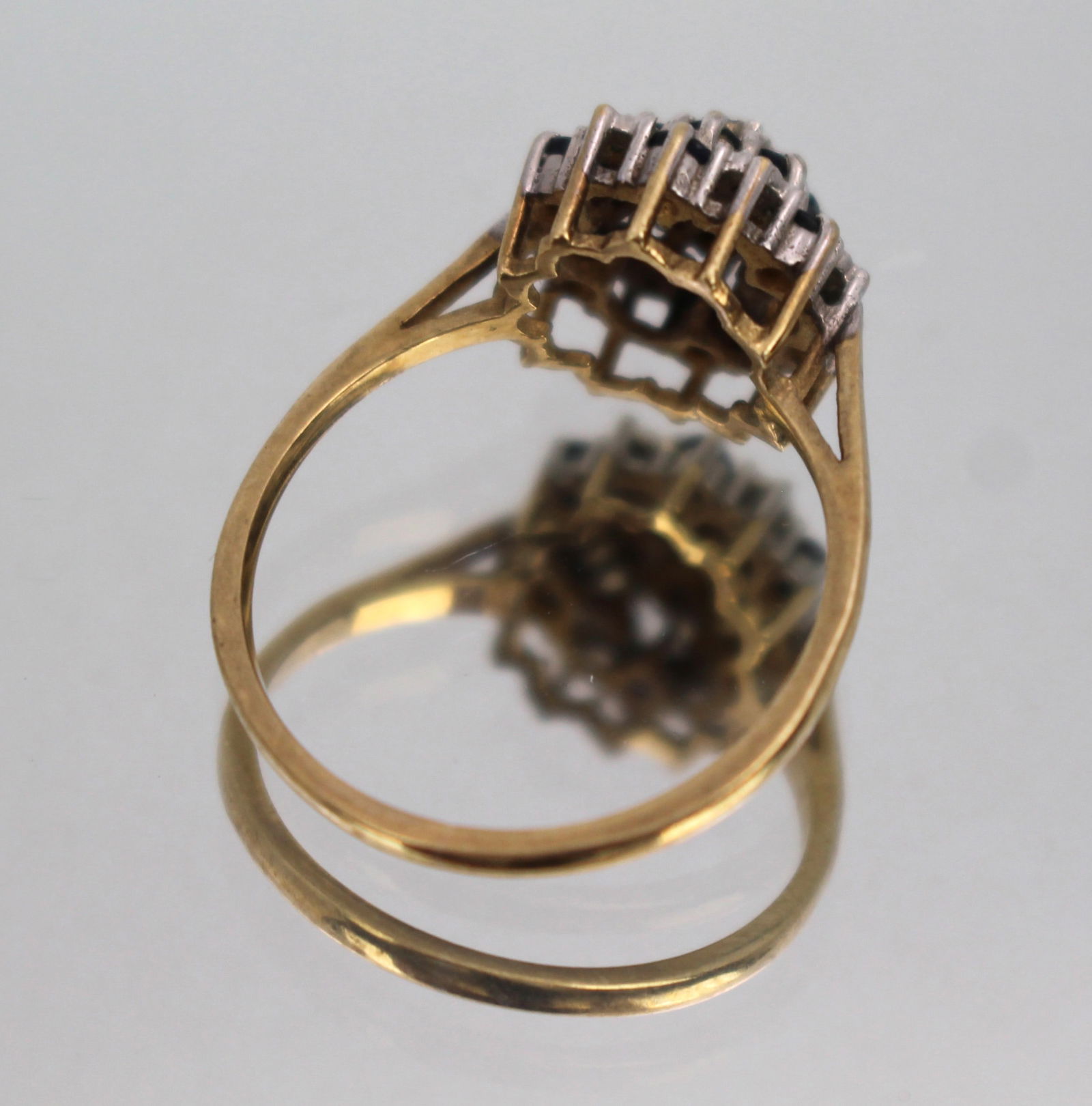 Vintage Sapphire & Diamond Ring - 3