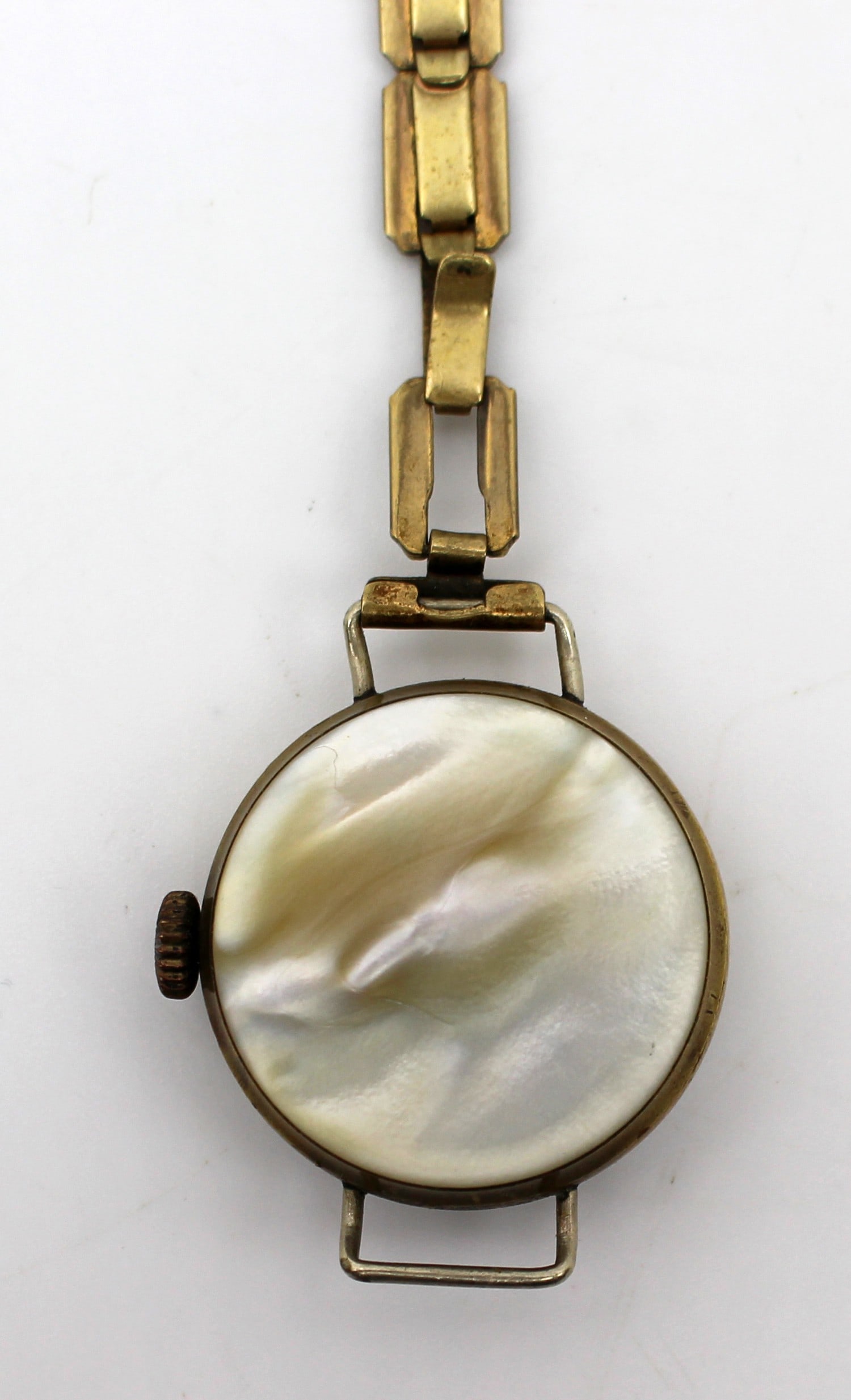 Early 20th Century Ladies’ Wristwatch with Mother-of-Pearl Case - 4