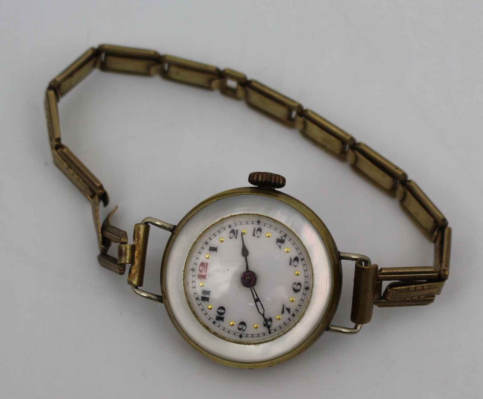 Early 20th Century Ladies’ Wristwatch with Mother-of-Pearl Case - 6