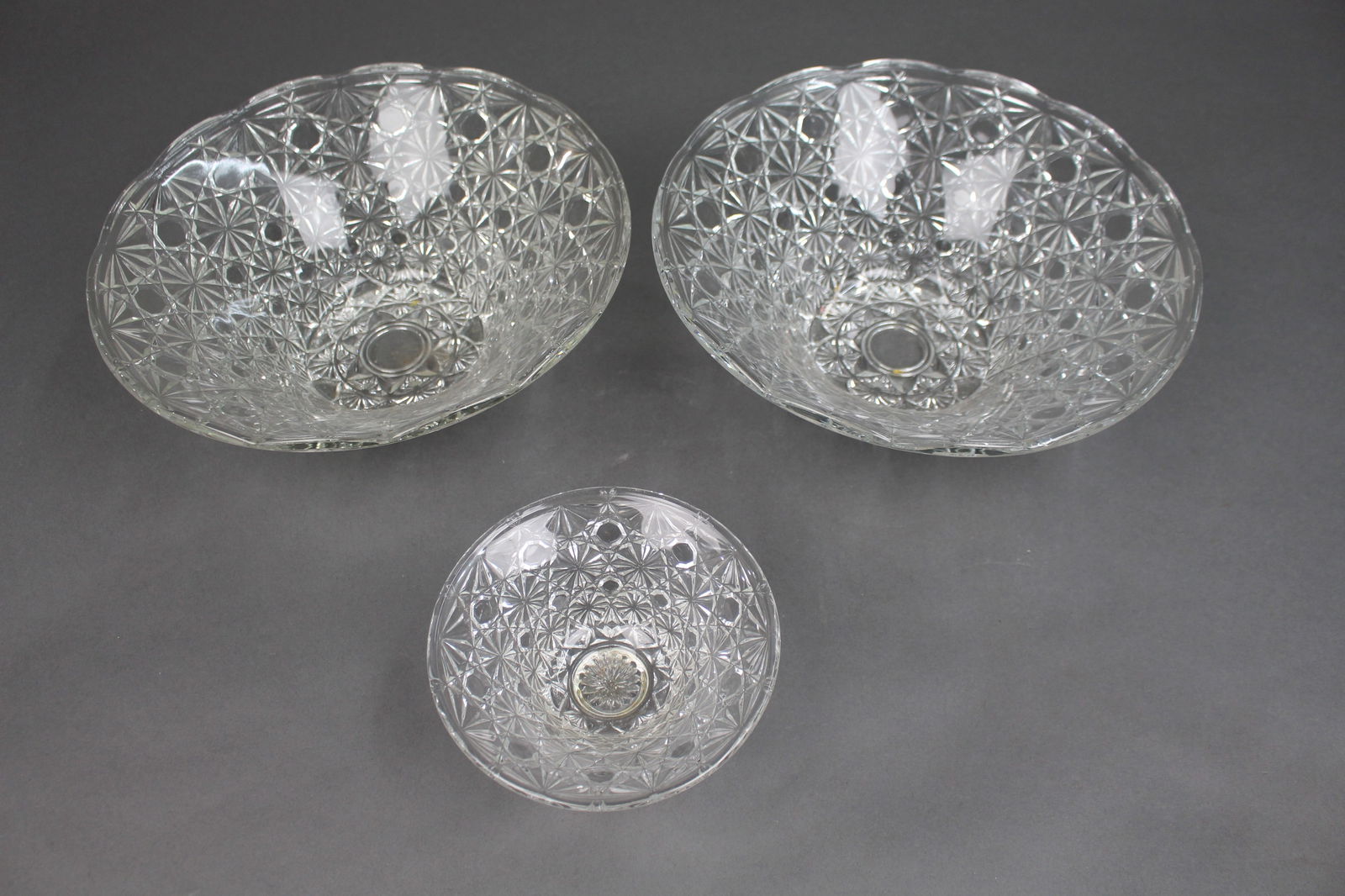 Set of 3 Vintage Pressed Glass Bowls (1 of 2)