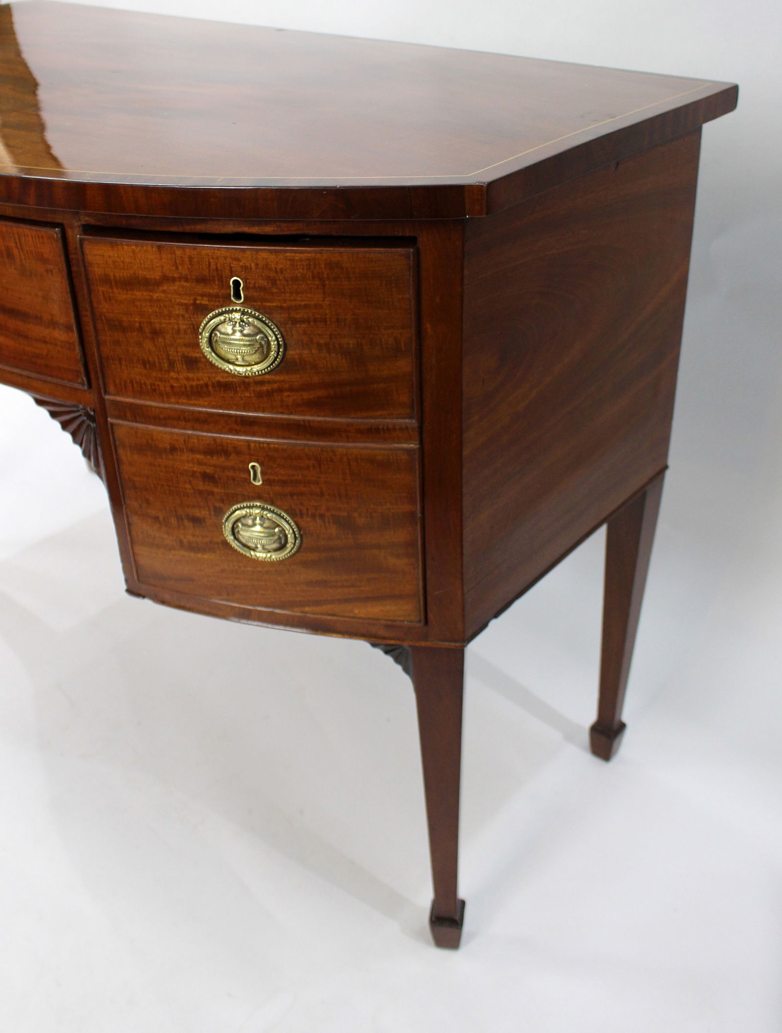 George III Mahogany Bow Fronted Serving Table - 7