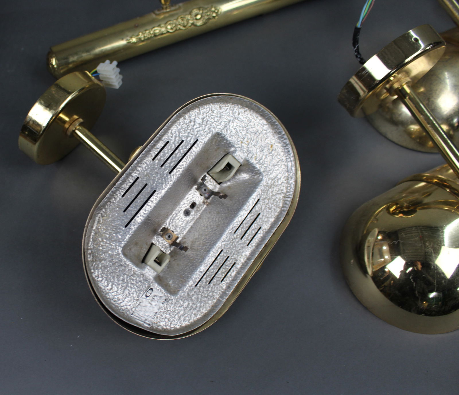 Collection of 5 Vintage Gold Plated Wall Lights - 3