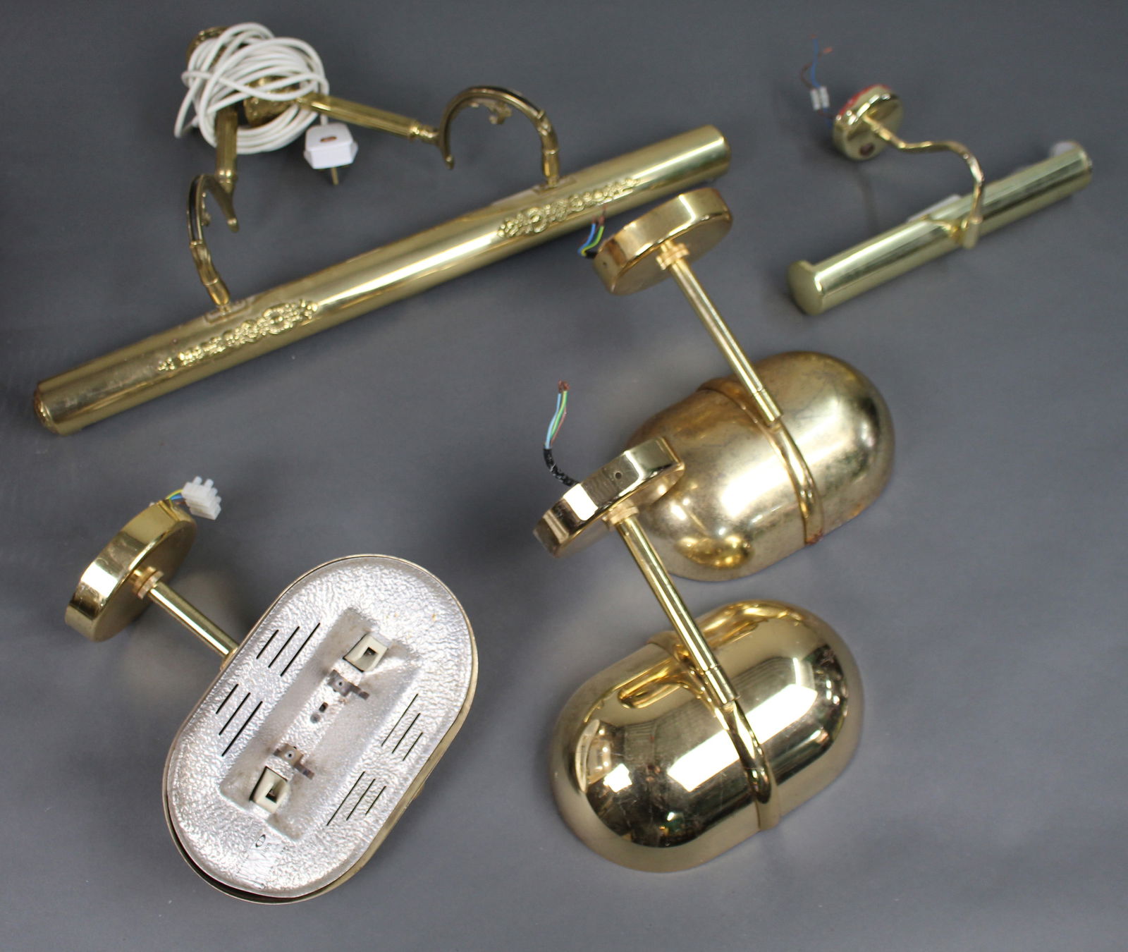 Collection of 5 Vintage Gold Plated Wall Lights - 6