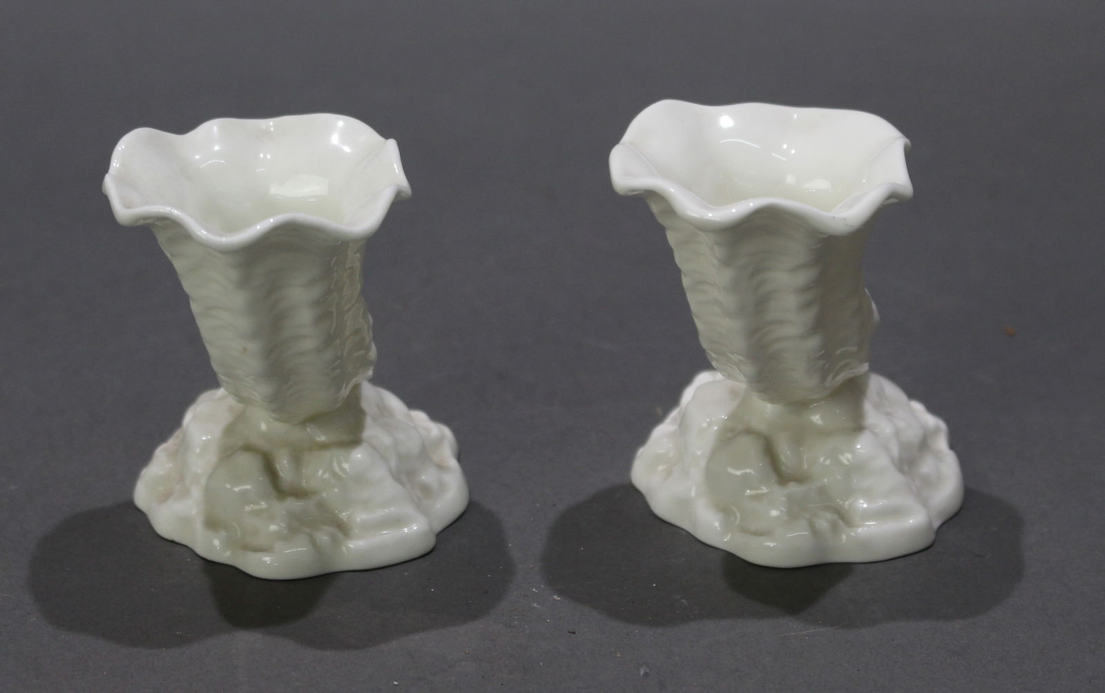 Pair of Royal Worcester Cornucopia Bud Vases 3212 1960 - 4