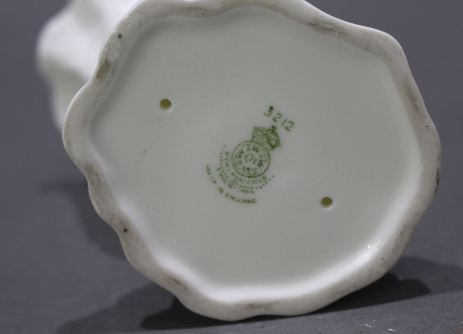 Pair of Royal Worcester Cornucopia Bud Vases 3212 1960 - 6