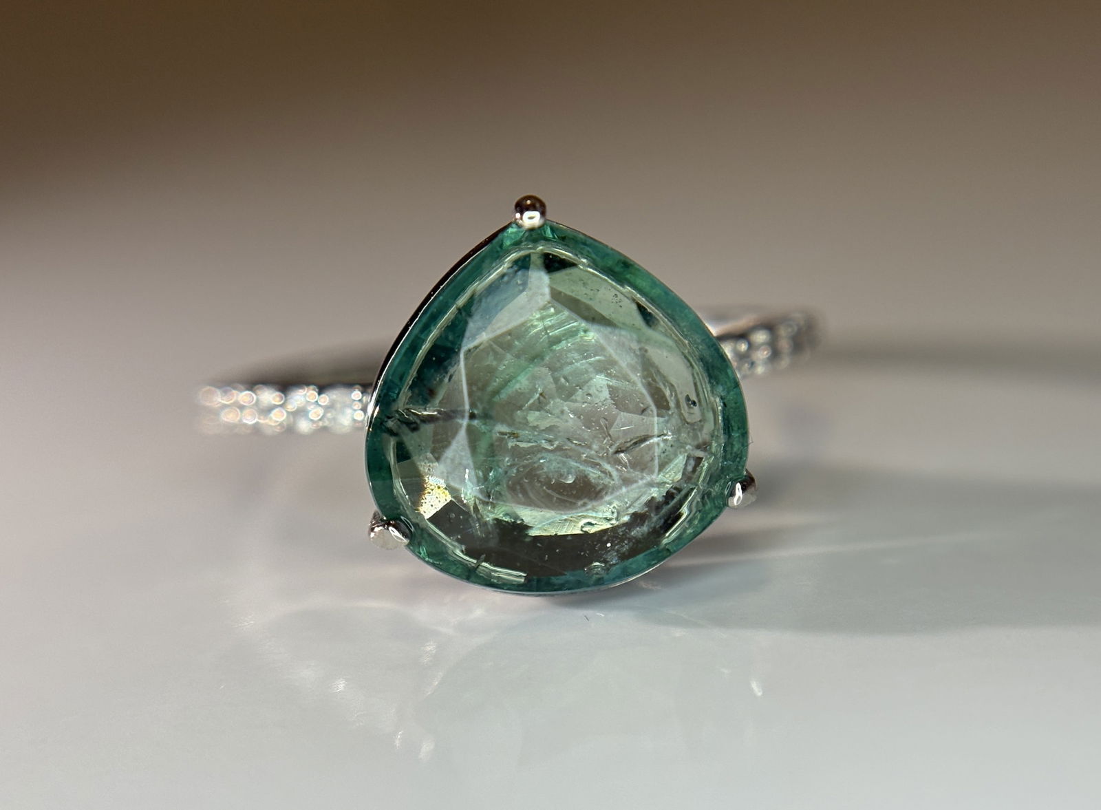 Beautiful 3.17 CT Natural Emerald Ring With Natural Diamonds & Platinum 950 - 2