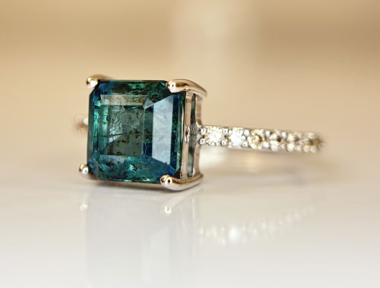 Beautiful 2.50 CT Natural Emerald Ring With Natural Diamonds & Platinum 950 - 2