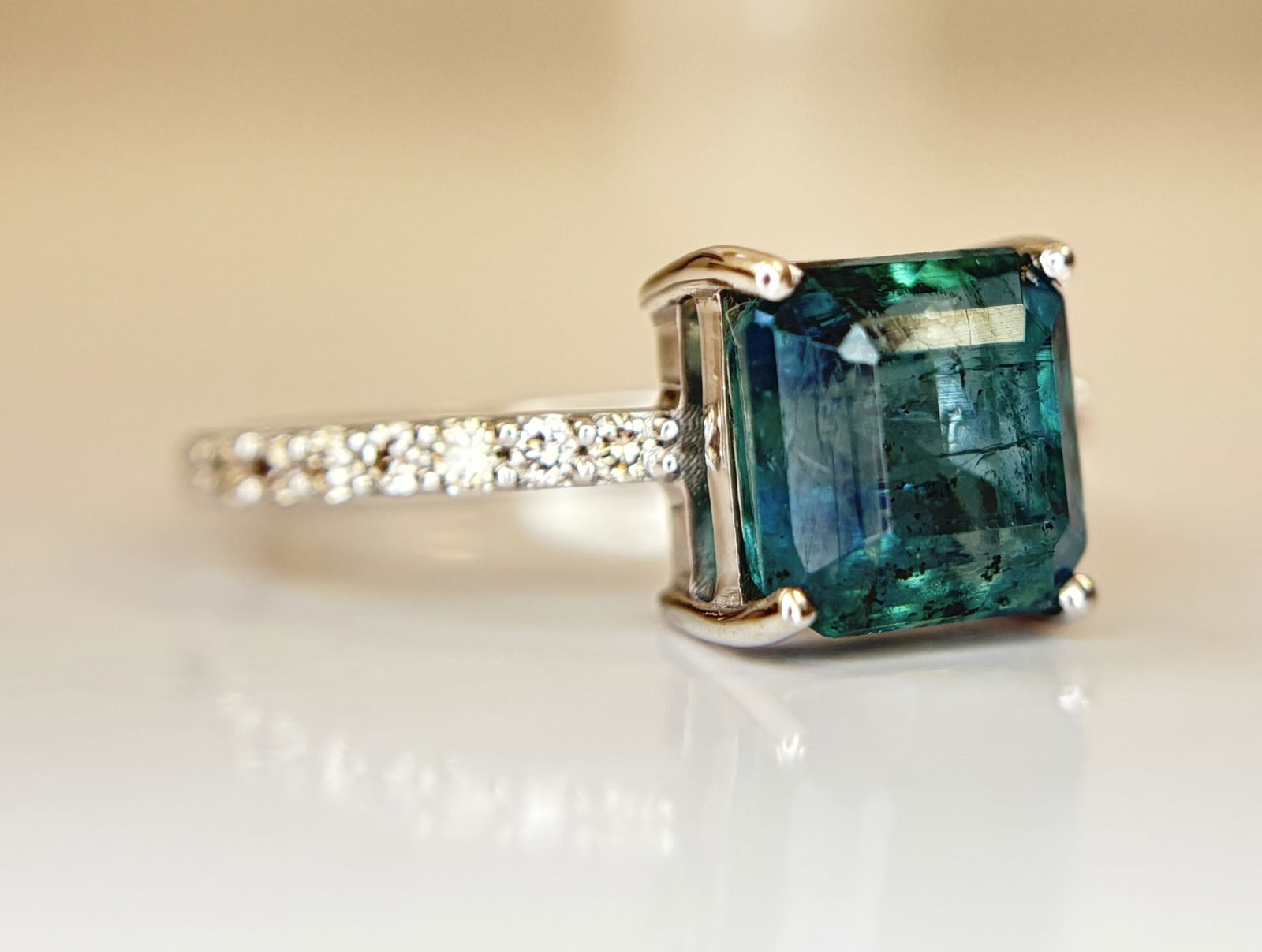 Beautiful 2.50 CT Natural Emerald Ring With Natural Diamonds & Platinum 950 - 3