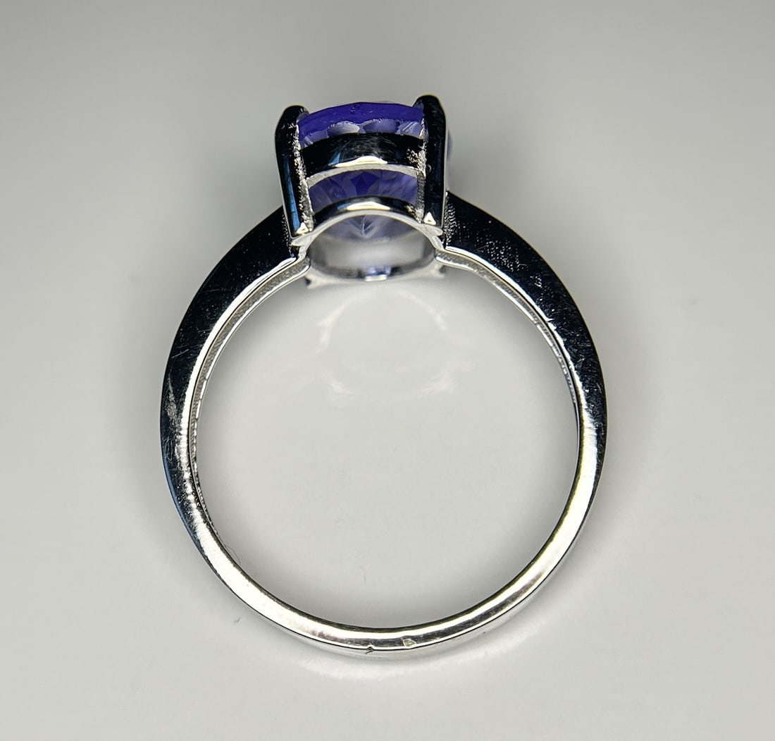 Beautiful 3.41 CT Natural Tanzanite With Natural Diamonds & 18k Gold - 7
