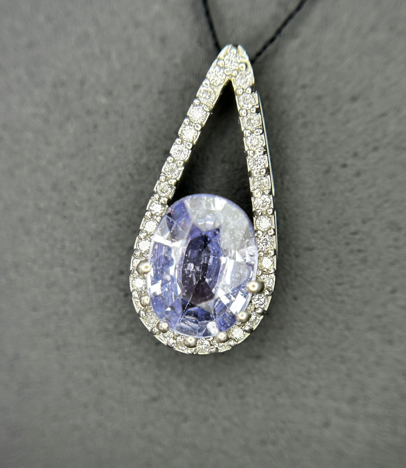 Beautiful 1.59 CT Unheated Ceylon Blue Sapphire Diamonds & 950 Platinum Pendant - 2