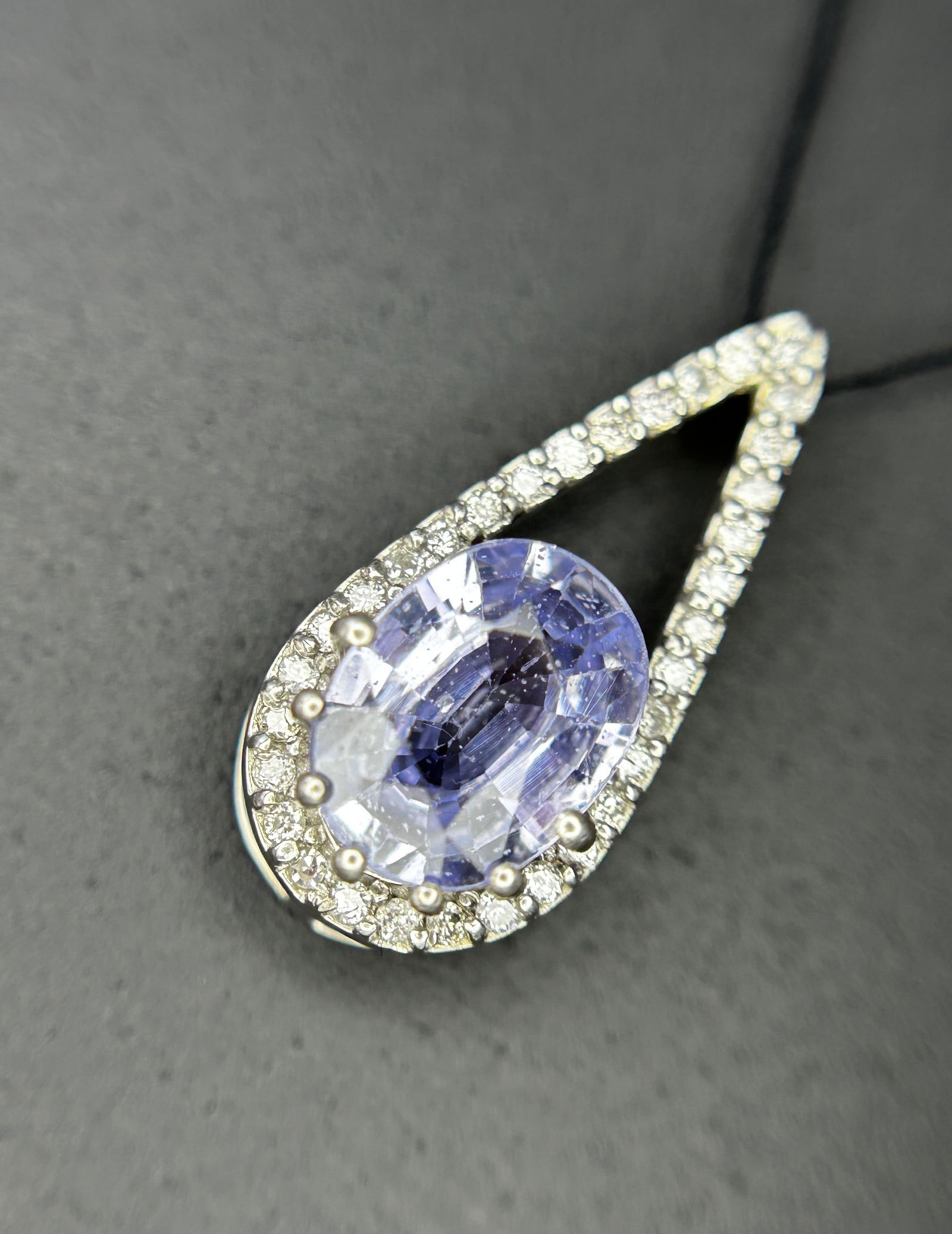 Beautiful 1.59 CT Unheated Ceylon Blue Sapphire Diamonds & 950 Platinum Pendant - 5