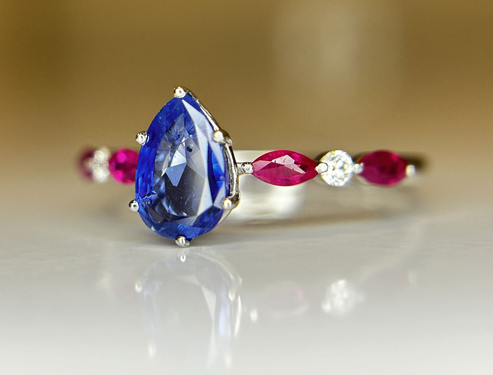Beautiful 1.06 CT Unheated Burma Blue Sapphire With Burma Ruby, Natural Diamonds & 950 Platinum - 4