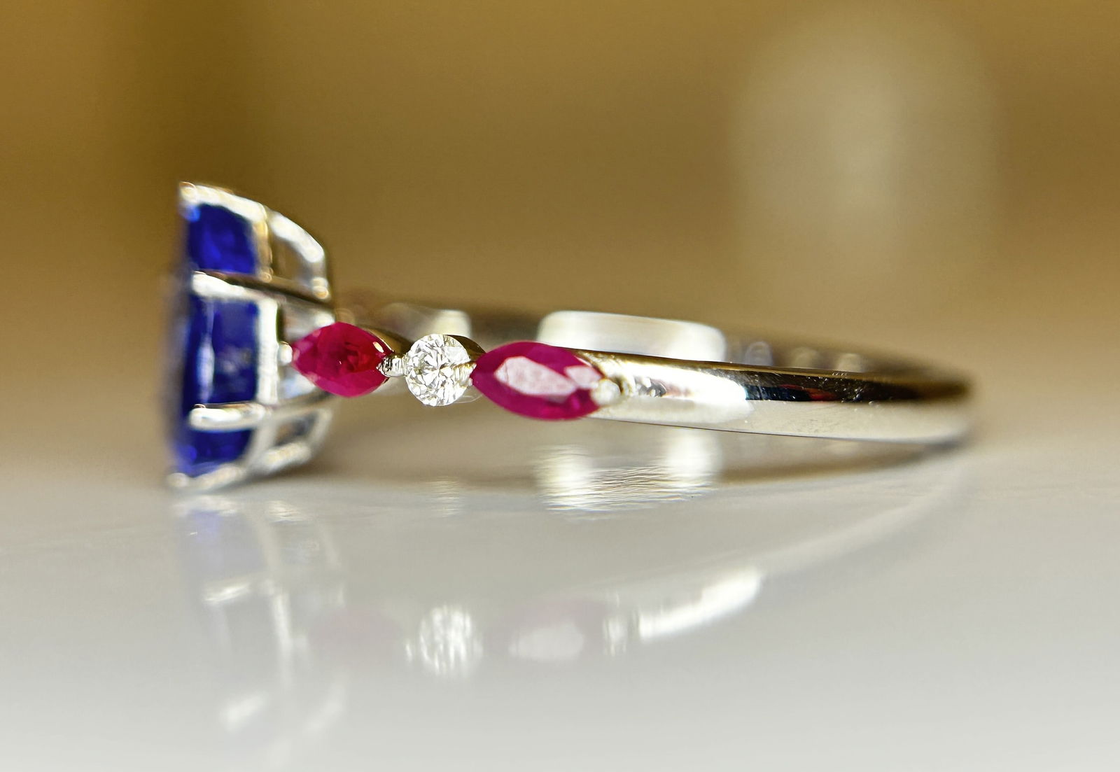 Beautiful 1.06 CT Unheated Burma Blue Sapphire With Burma Ruby, Natural Diamonds & 950 Platinum - 6