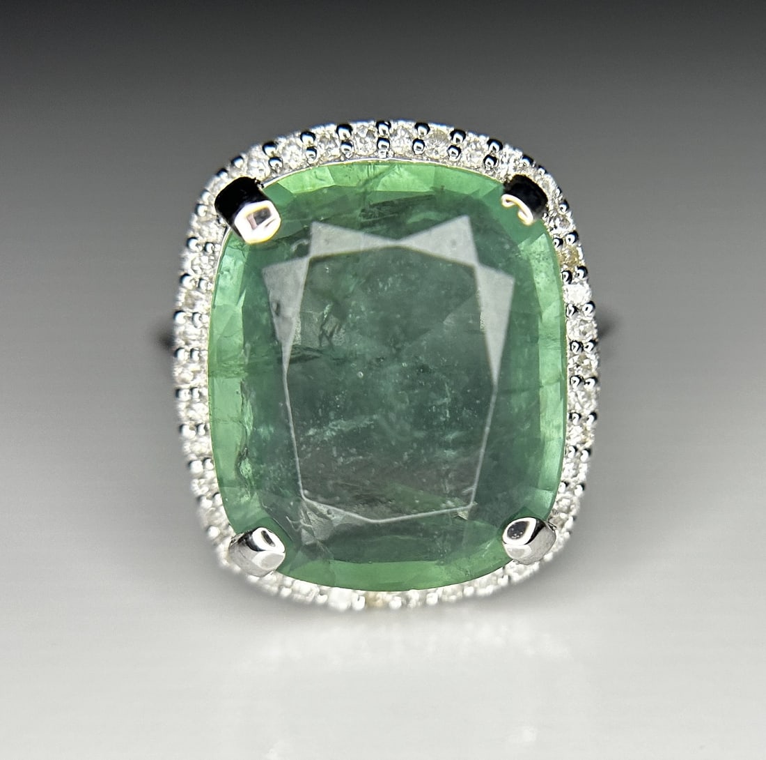 Beautiful 10.04 ct Natural Emerald With Natural Diamonds & 18k Gold - 7