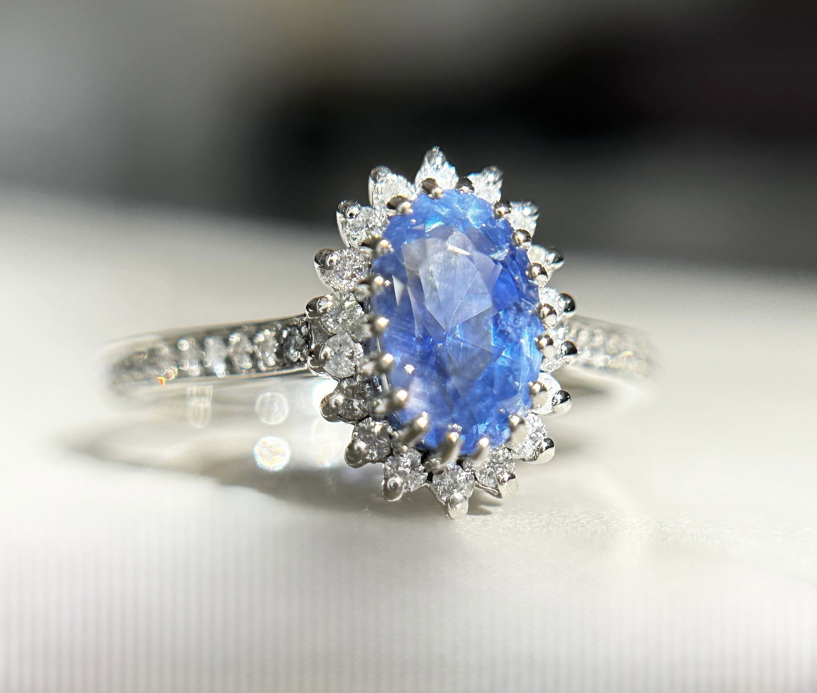 Beautiful 2.19 CT Unheated Burma Blue Sapphire Diamonds & 950 Platinum - 2