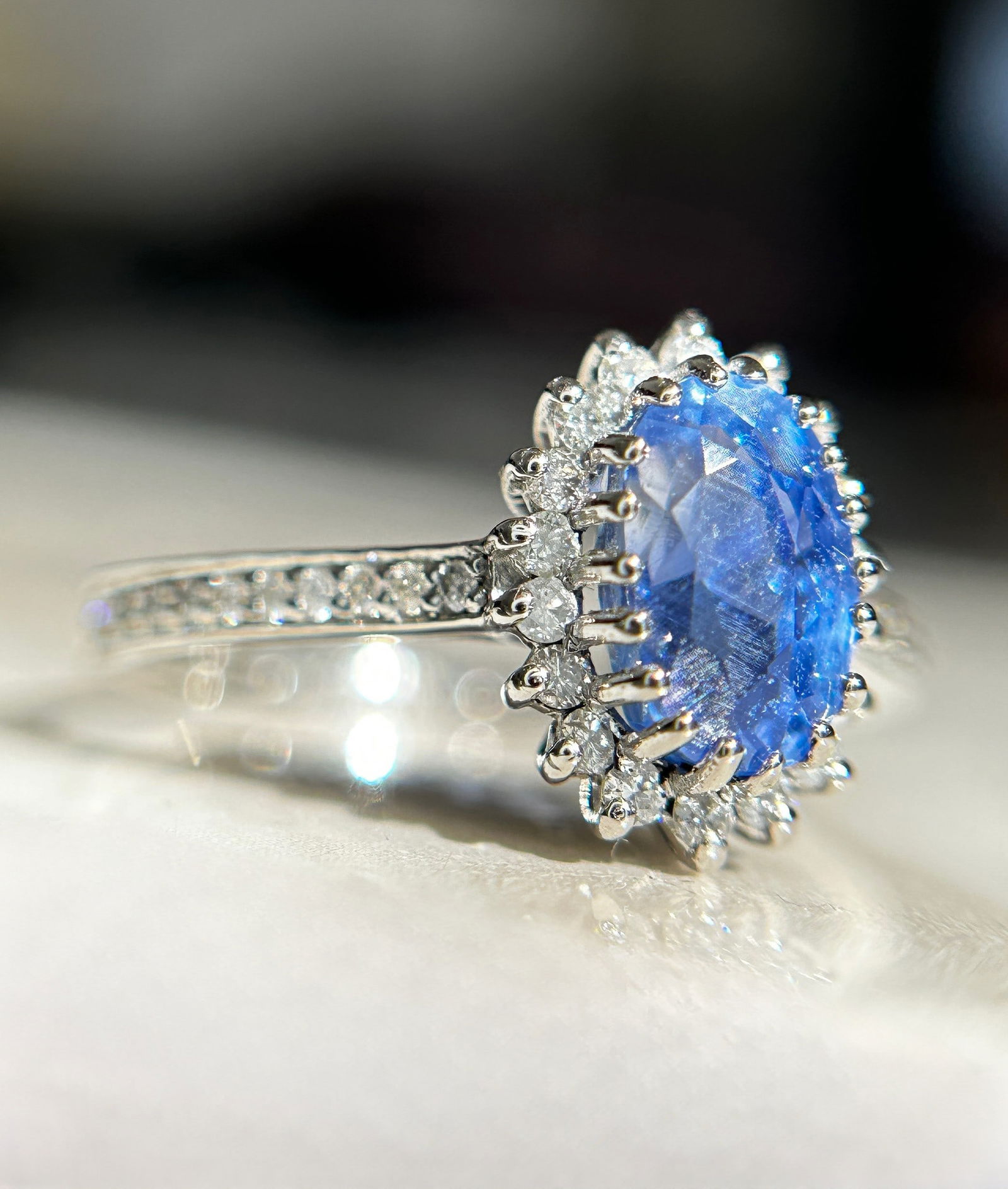 Beautiful 2.19 CT Unheated Burma Blue Sapphire Diamonds & 950 Platinum - 3