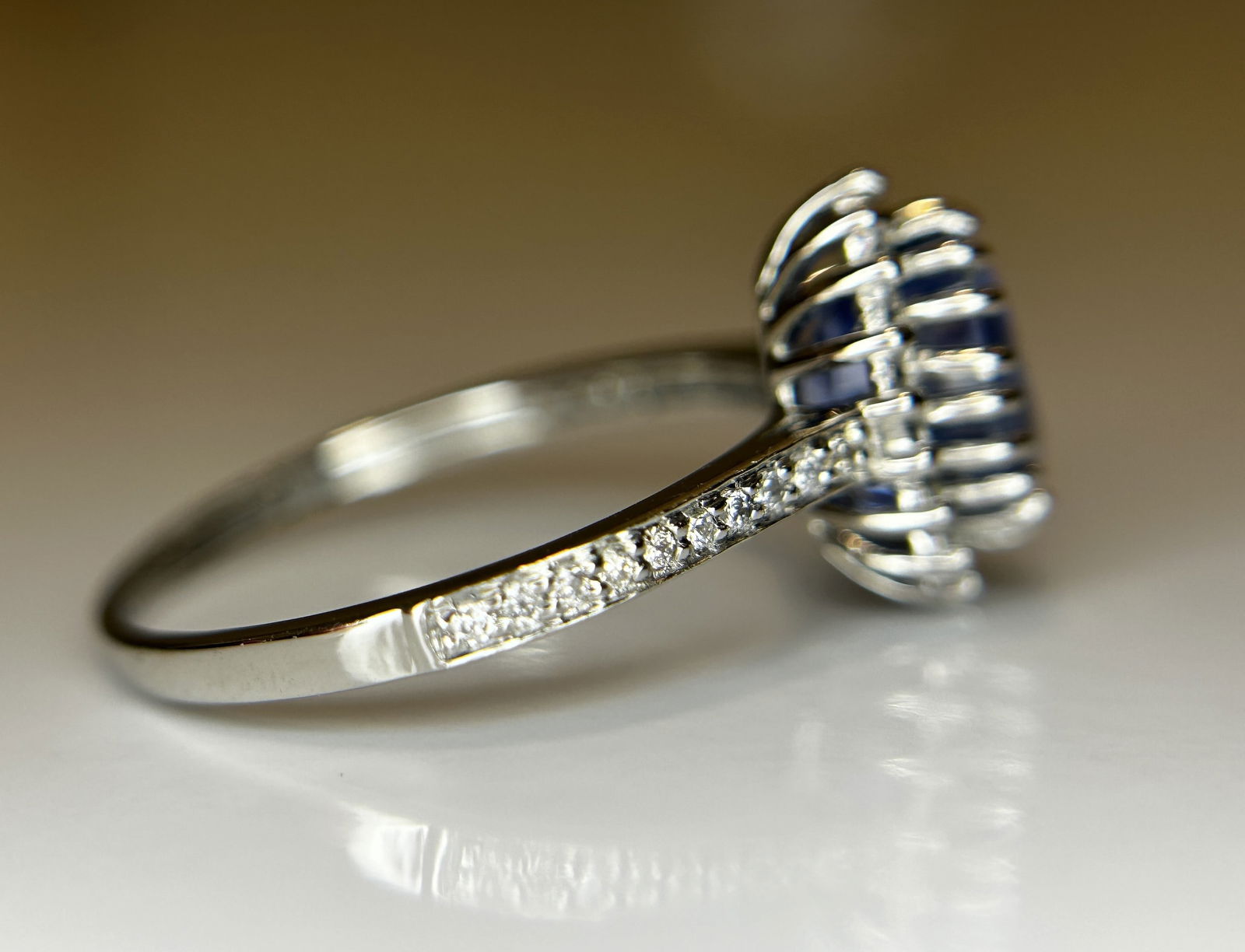 Beautiful 2.19 CT Unheated Burma Blue Sapphire Diamonds & 950 Platinum - 9