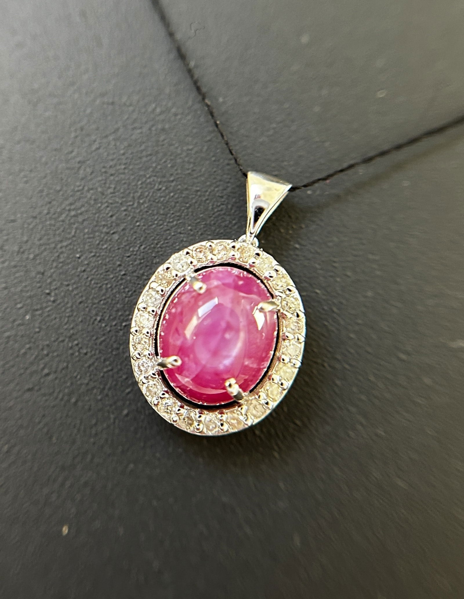 Beautiful Natural Star Ruby Pendant 2.35Ct With Natural Diamonds & 18k Gold - 9
