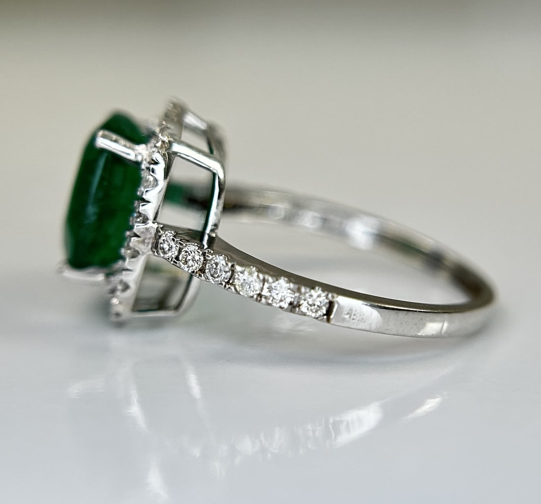 Beautiful Natural 2.81ct Emerald With Natural Diamonds & 18k Gold - 7