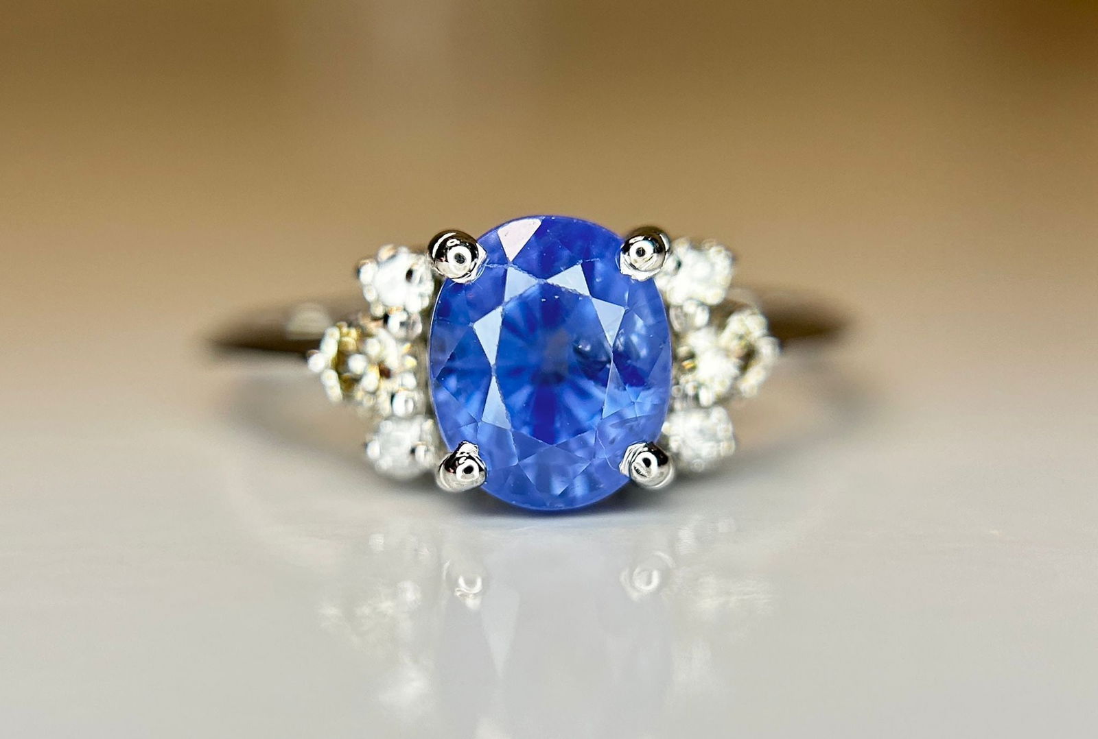 Beautiful 1.79 CT Natural Ceylon Blue Sapphire Diamonds & 18k Gold - 7