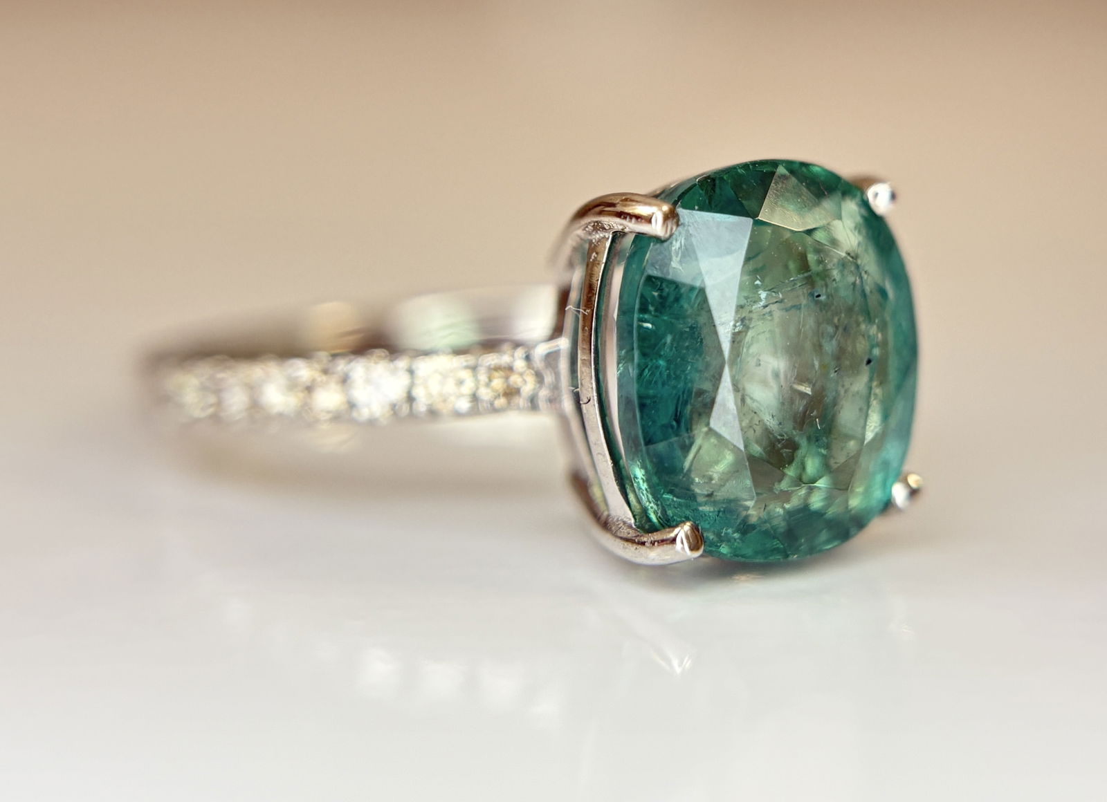 Beautiful 3.10 CT Natural Emerald Ring With Natural Diamonds & Platinum 950 - 6