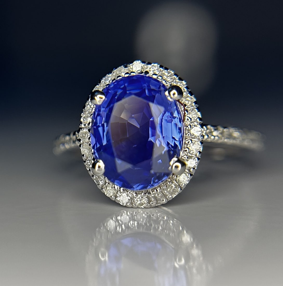 Beautiful 3.04ct Unheated Ceylon Blue Sapphire With Natural Diamonds & 18k Gold - 2