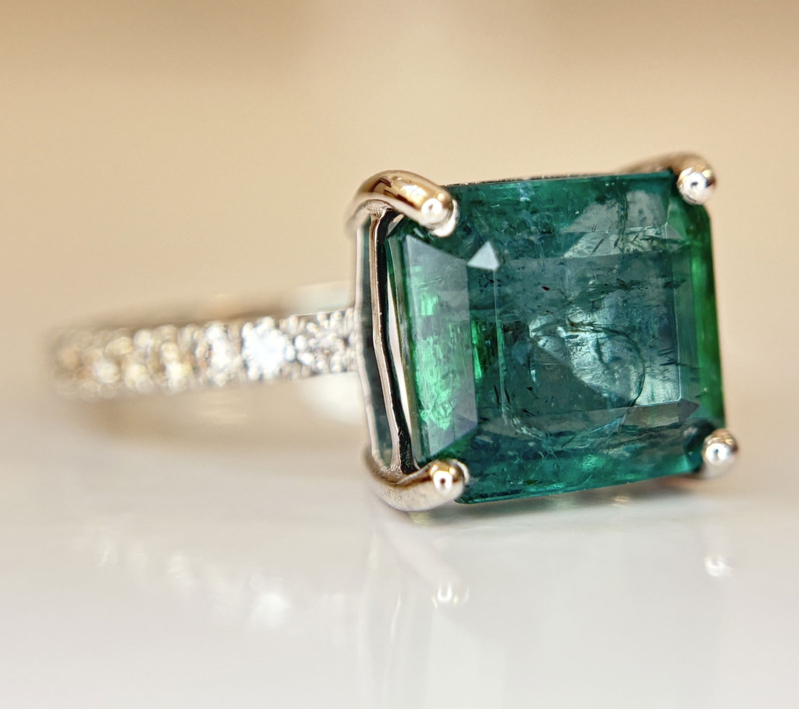 Beautiful 3.42 CT Natural Emerald Ring With Natural Diamonds & Platinum 950 - 4