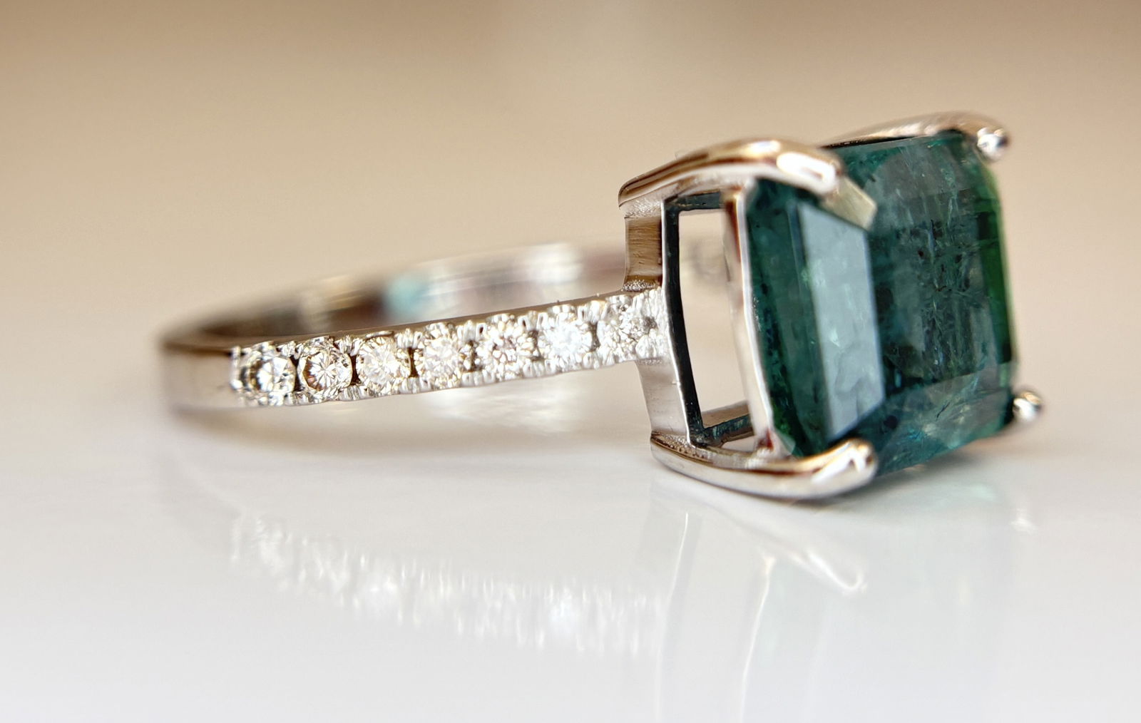 Beautiful 3.42 CT Natural Emerald Ring With Natural Diamonds & Platinum 950 - 5