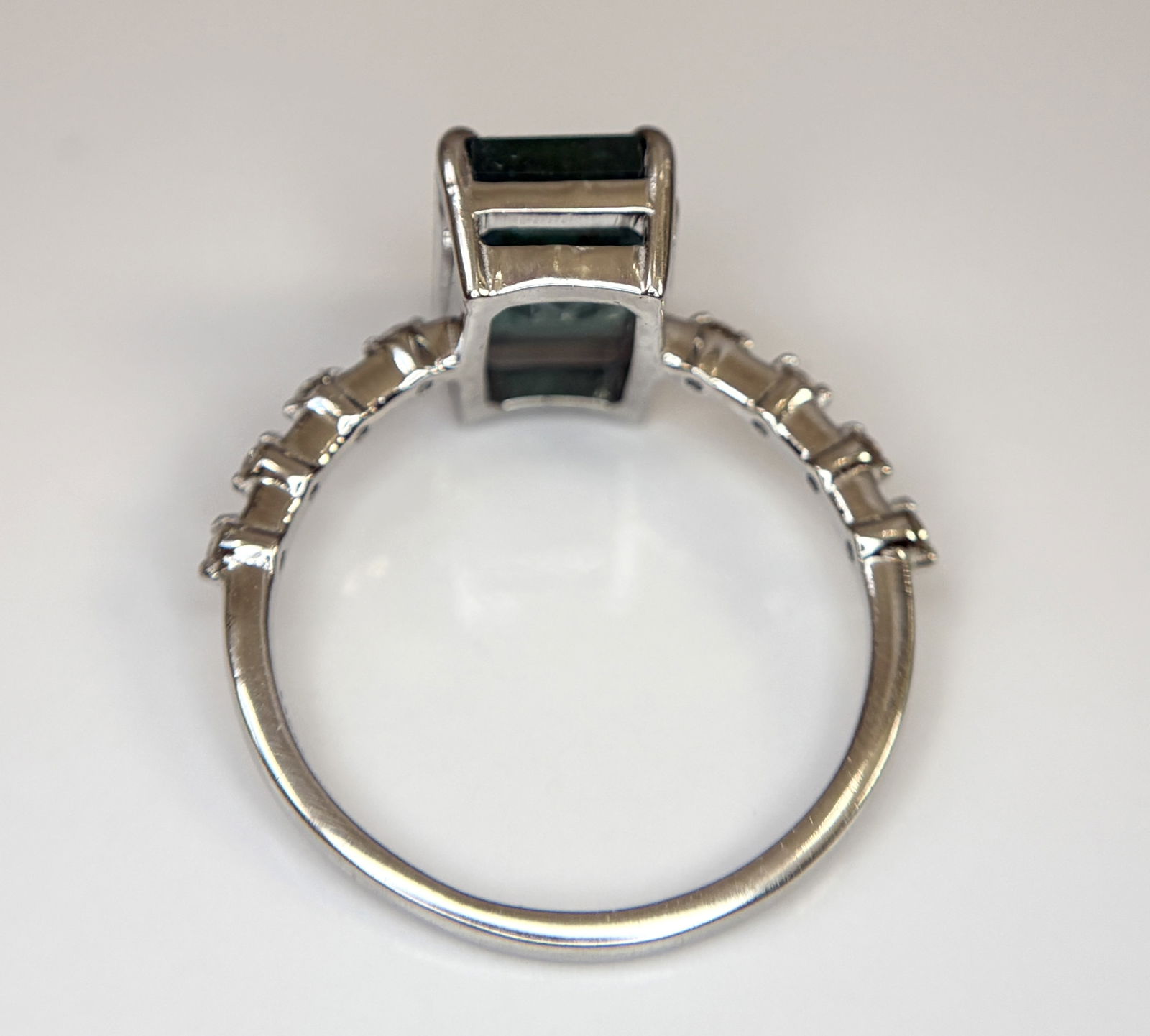 Beautiful 3.00 CT Natural Emerald Ring With Natural Diamonds & Platinum 950 - 5