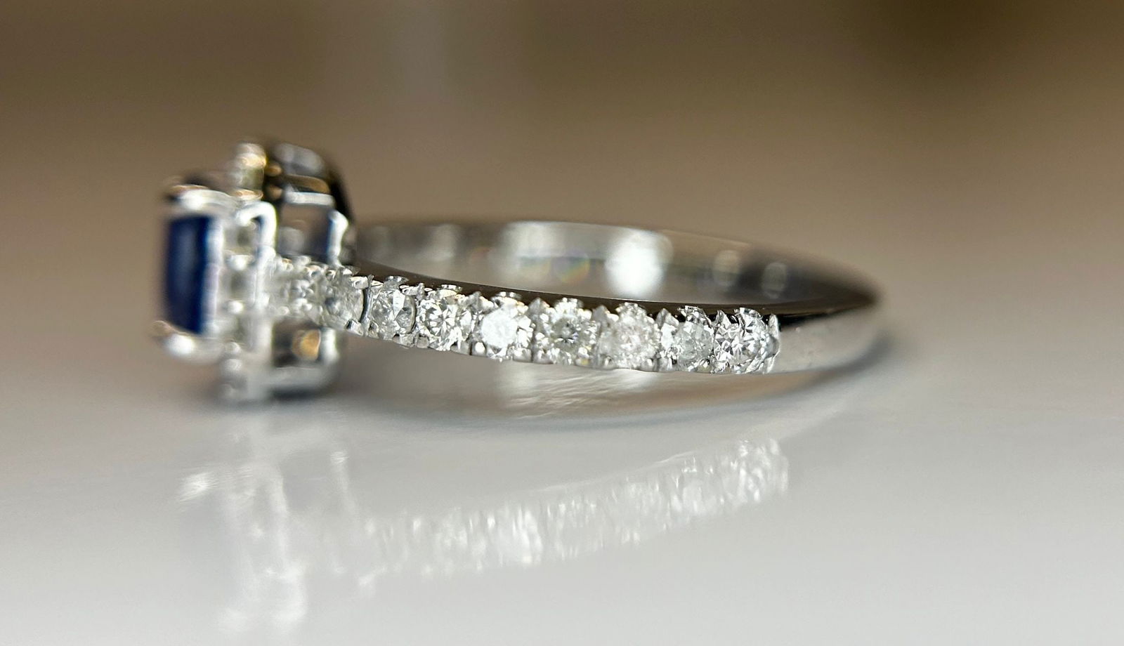 Beautiful Natural Ceylon Royal Blue Sapphire W Natural Diamonds & 18k Gold - 5