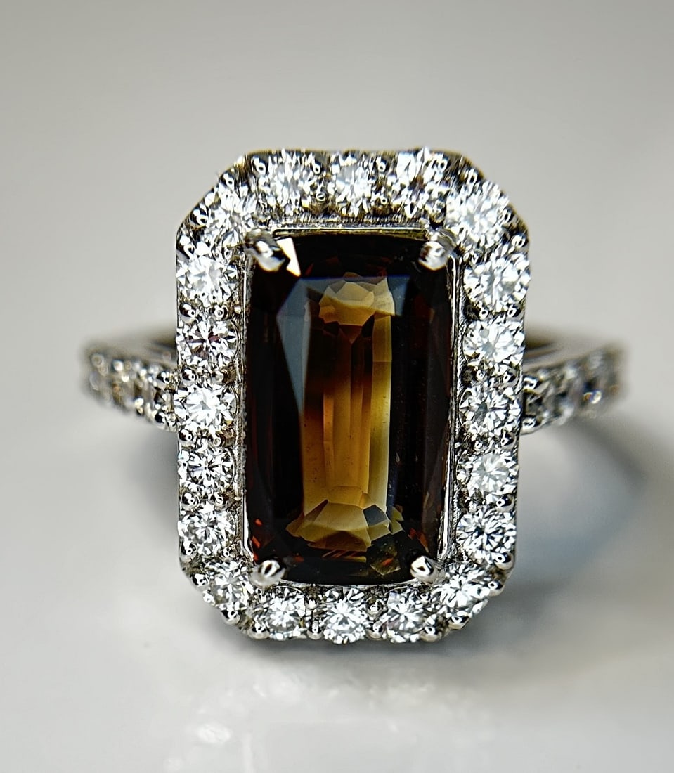 GIA Certified Natural Rare Alexandrite Ring 5.07ct With 1.38ct Diamond & 18k White Gold - 15