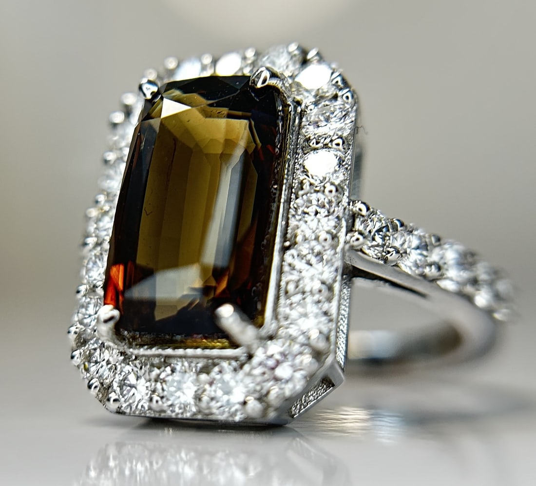 GIA Certified Natural Rare Alexandrite Ring 5.07ct With 1.38ct Diamond & 18k White Gold - 8