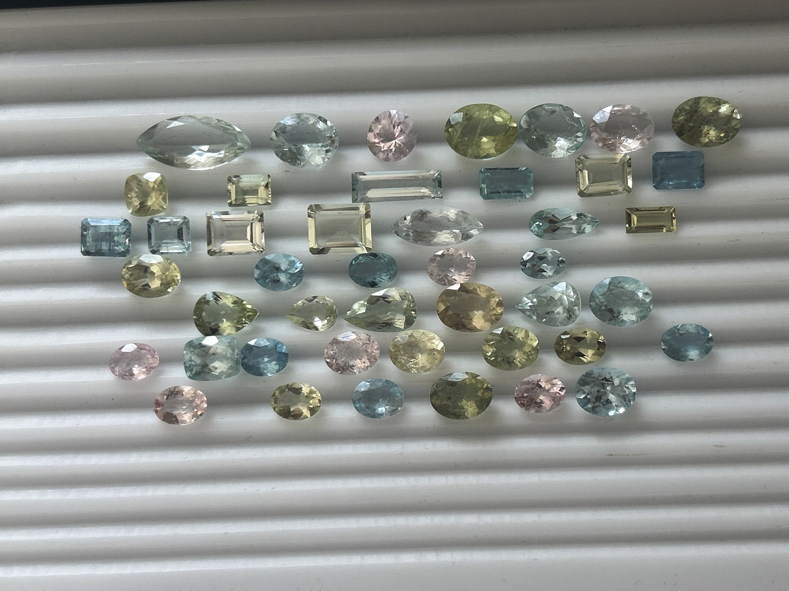 72.75ct Natural Blue and Green Aquamarine and Pink Morganite - 2