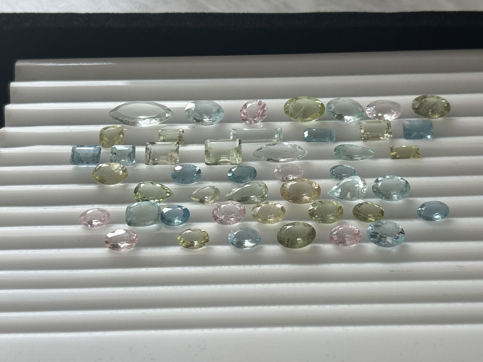 72.75ct Natural Blue and Green Aquamarine and Pink Morganite - 6