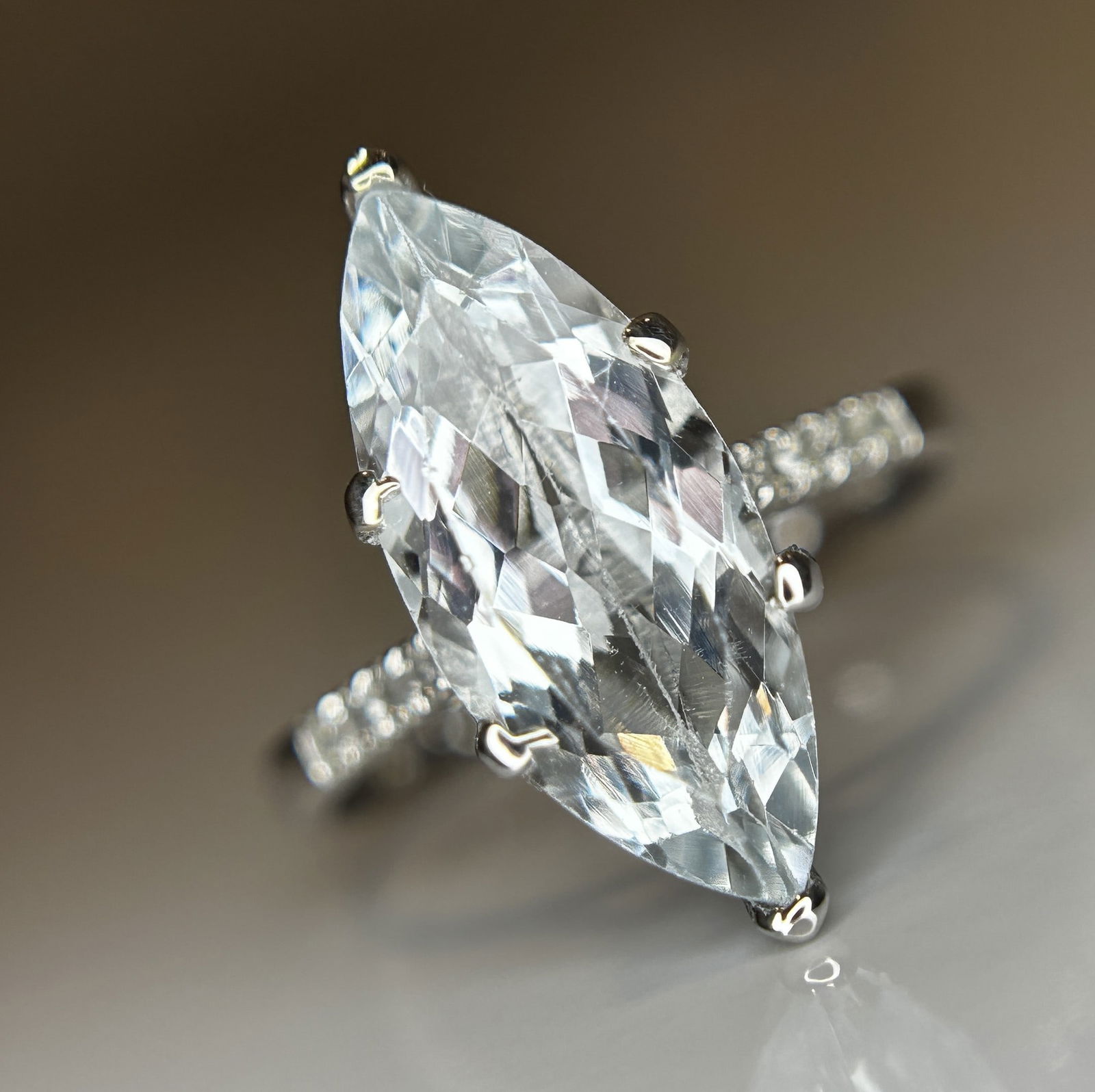 Beautiful 3.16 CT Natural Aquamarine Ring With Natural Diamonds & 18k White Gold (1 of 10)