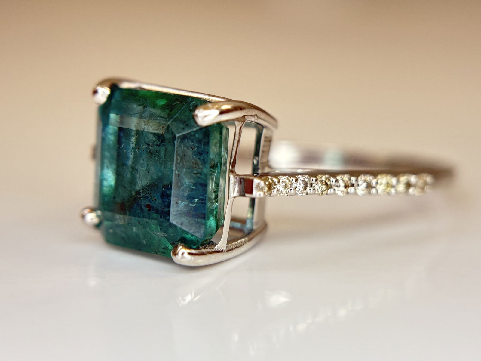 Beautiful 3.92 CT Natural Emerald Ring With Natural Diamonds & Platinum 950 - 8
