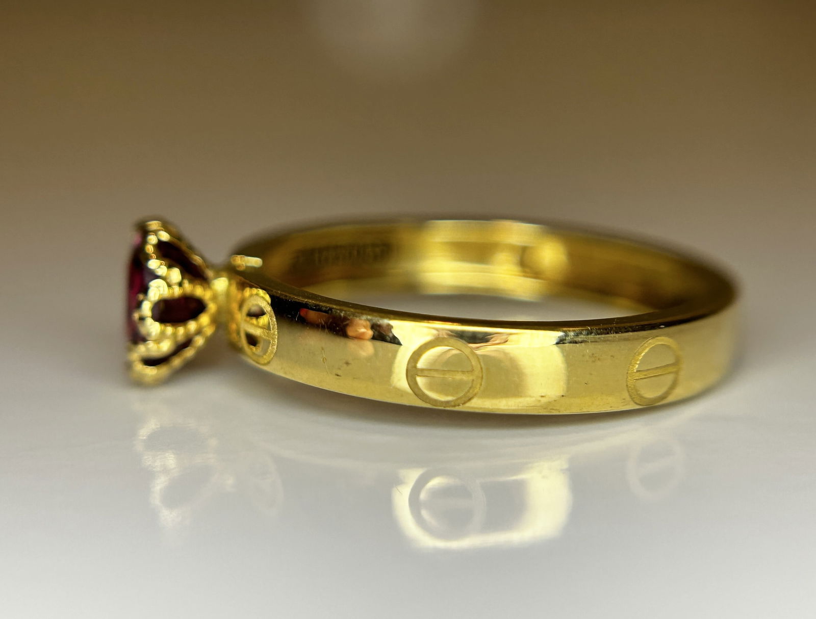 Beautiful 0.90 CT Natural Spinel Ring & 18k Yellow Gold - 4