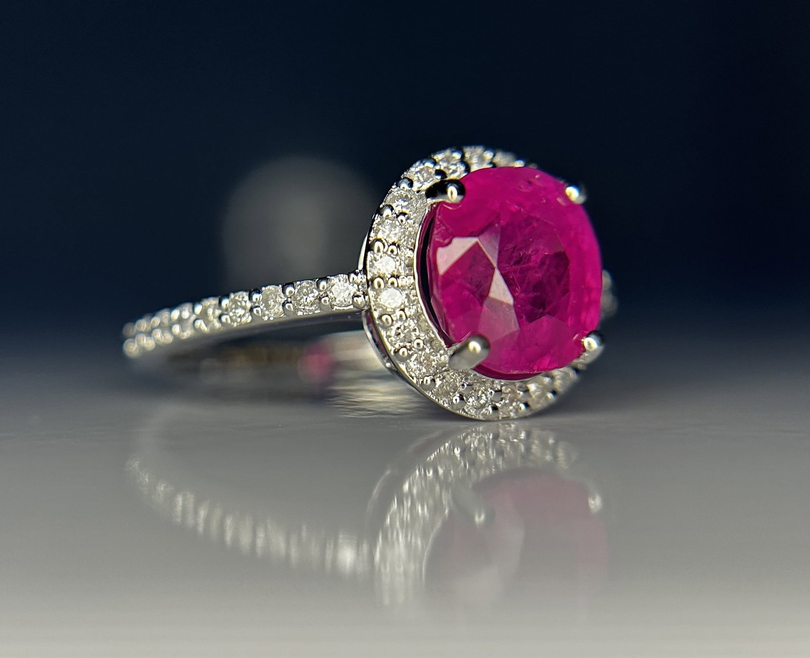 Beautiful 2.66 CT Unheated Old Burma Ruby With Natural Diamonds & 18k Gold - 8