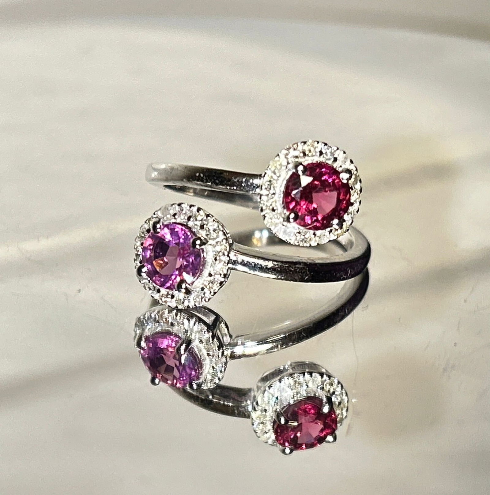 Beautiful Natural Spinel Ring With Diamonds and 18k Gold (1 of 8)
