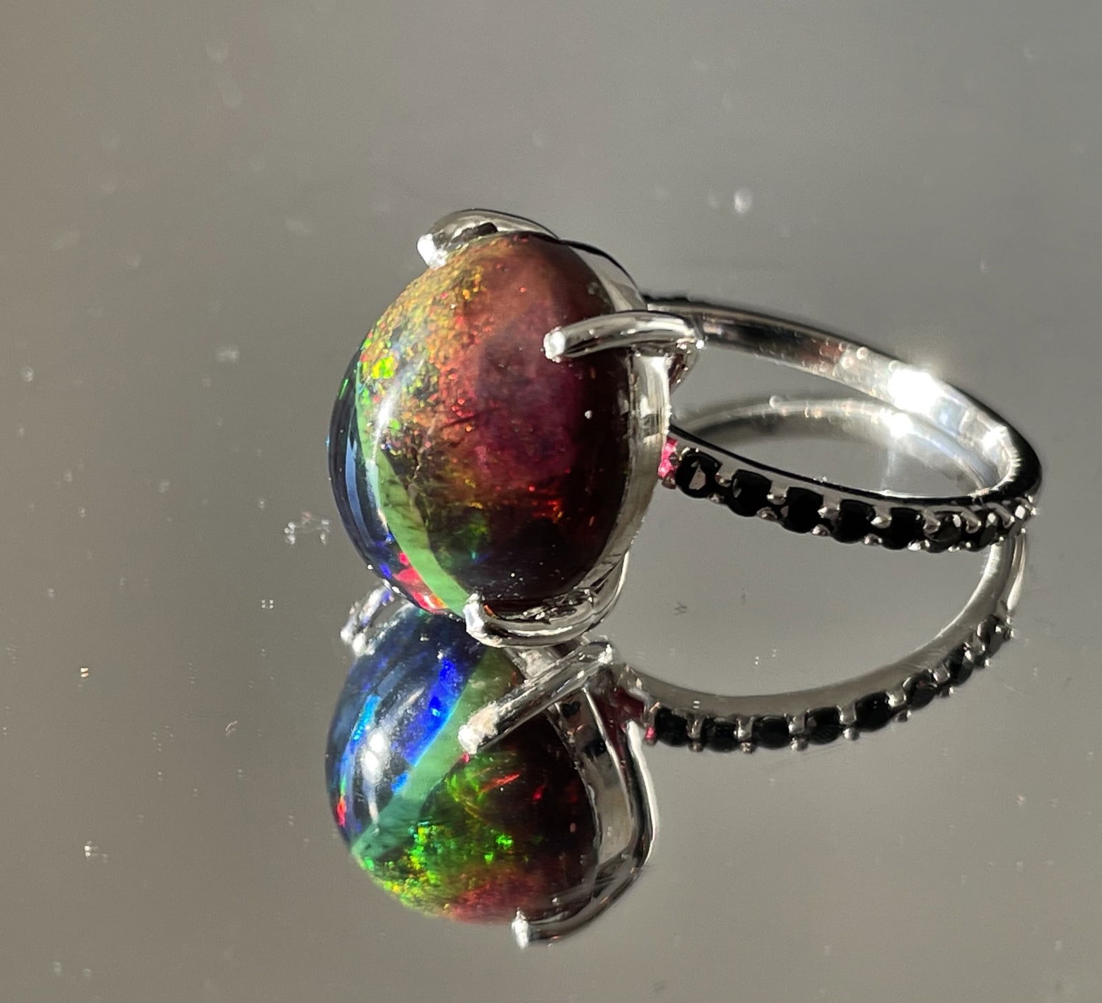 Beautiful 7.45 CT Natural Black Opal Ring With Natural Black Diamond & 18k Gold (1 of 8)