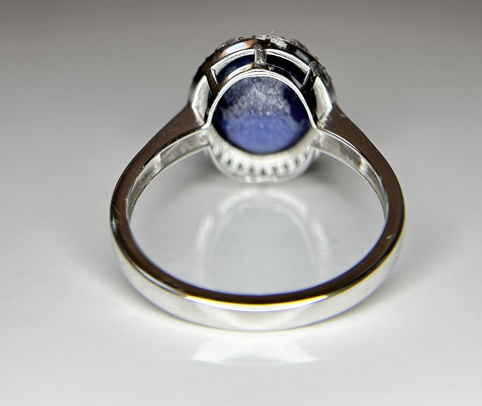 Beautiful 8.63 CT Unheated Ceylon Star Blue Sapphire With Natural Diamonds & 18k Gold - 6
